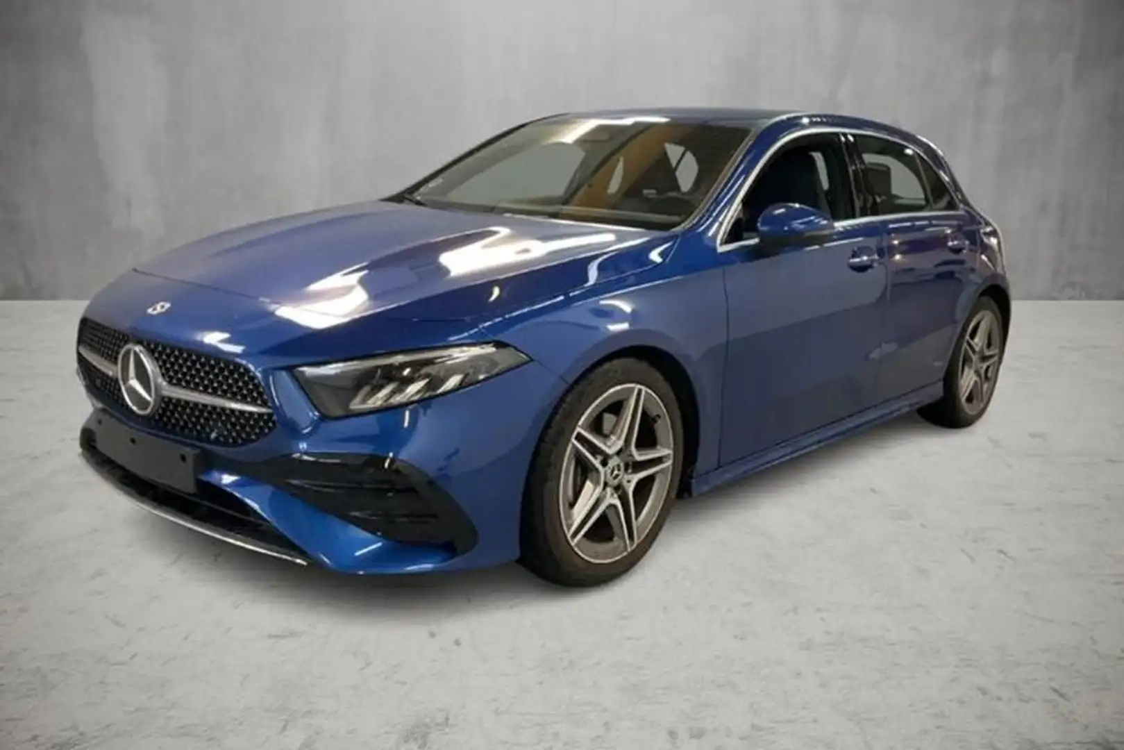 Mercedes-Benz A 200 AMG Line Advanced Plus AUT Kam. KlimaA LED Blau - 1