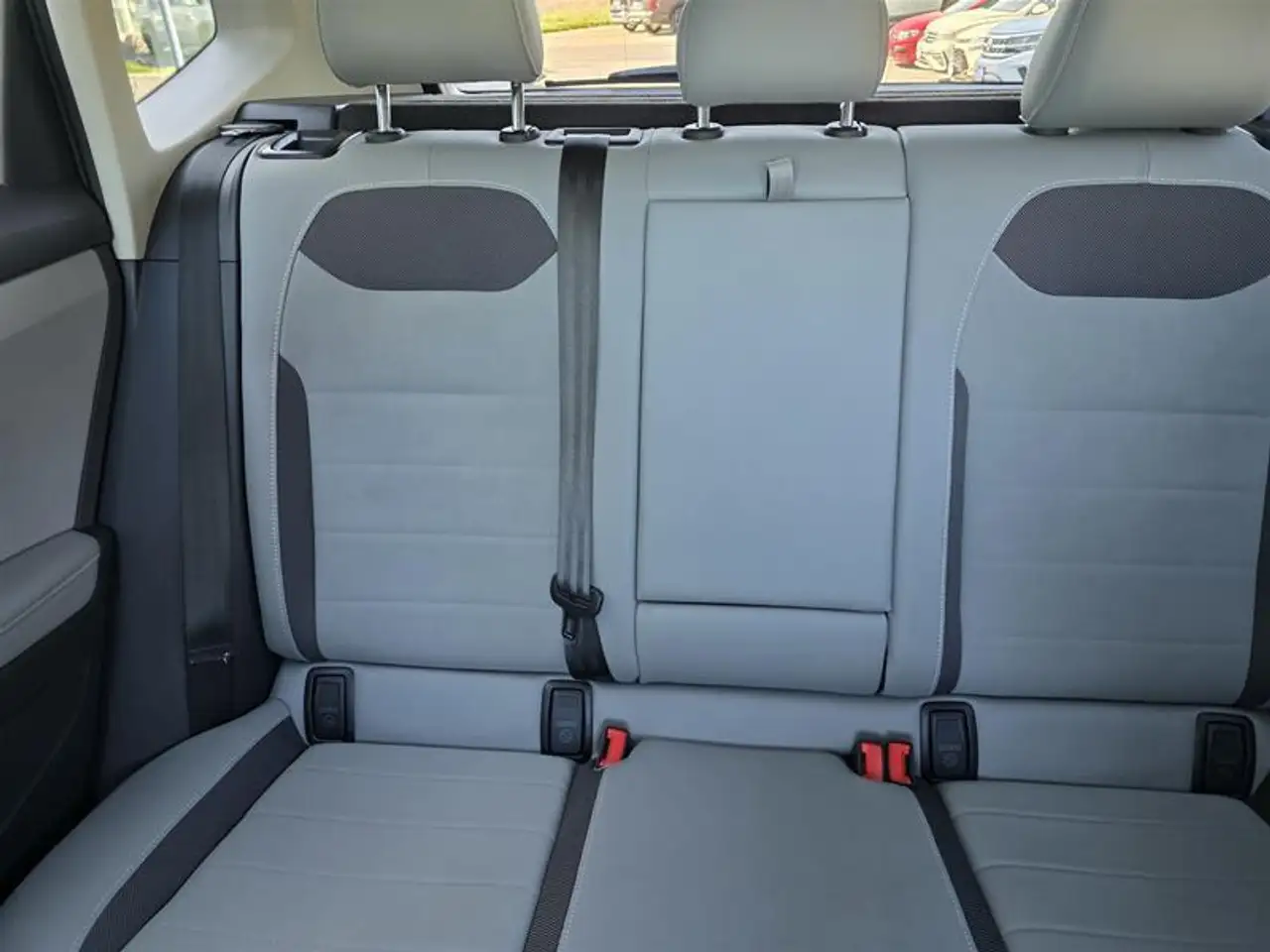 Volkswagen Taos снимка Volkswagen Taos