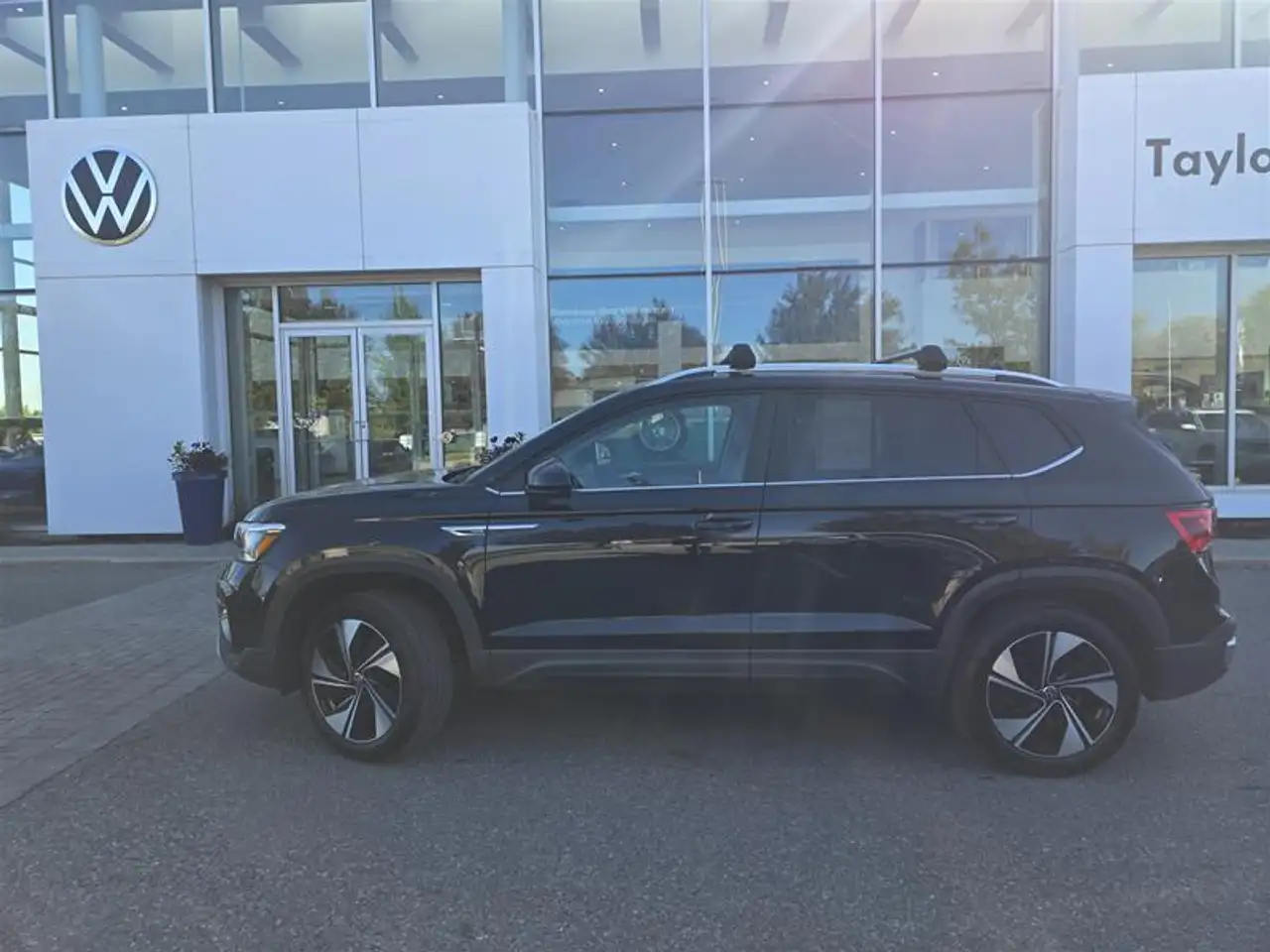 Volkswagen Taos снимка Volkswagen Taos