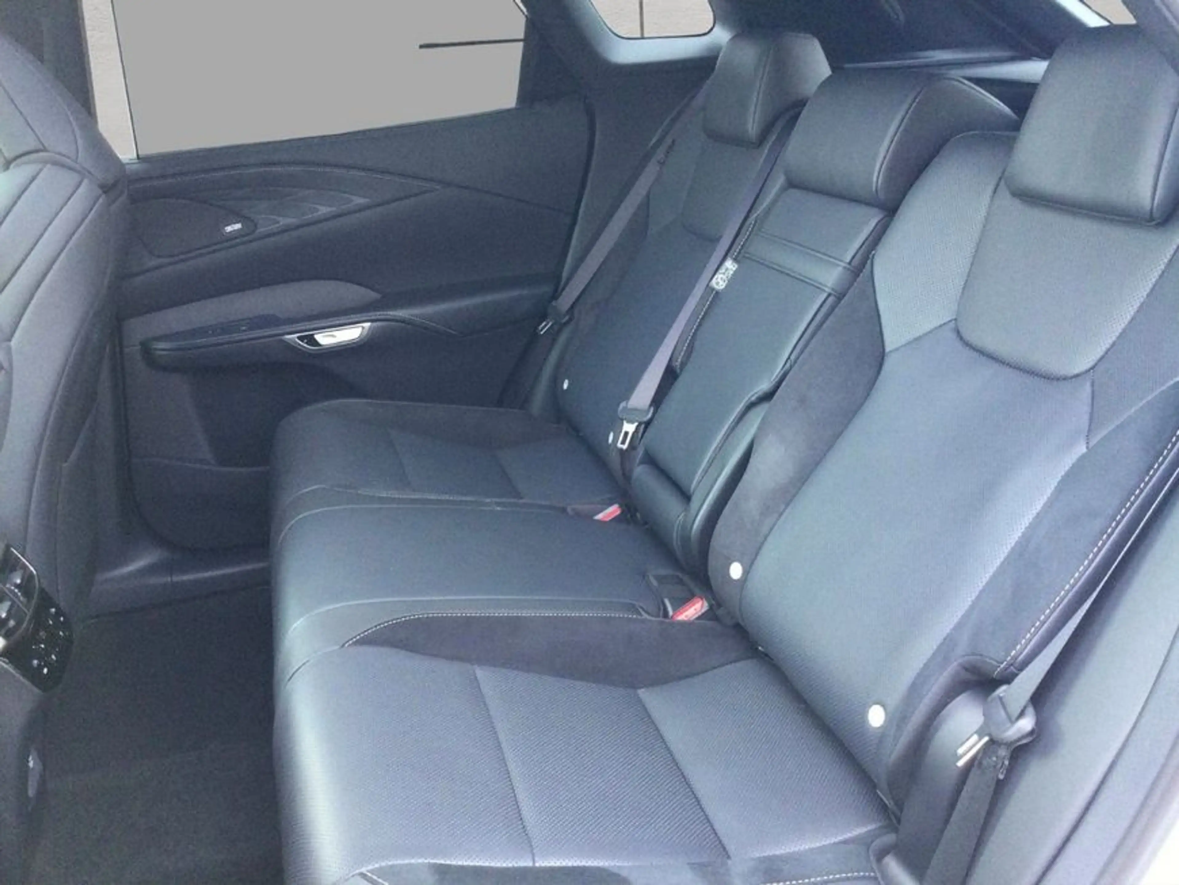 Lexus Others RX500h F-Sport Perform. +All Extras MMY2026 — photo 3