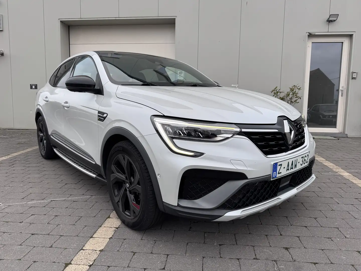 Renault Arkana E-TECH Hybrid R.S.LINE 1.6L 145CV Auto FULL OP Zilver - 1
