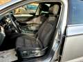 Volkswagen Passat Variant Comfortline BMT// Navi// Sitz.Hzg.// Notbrems.Asst Gris - thumbnail 11