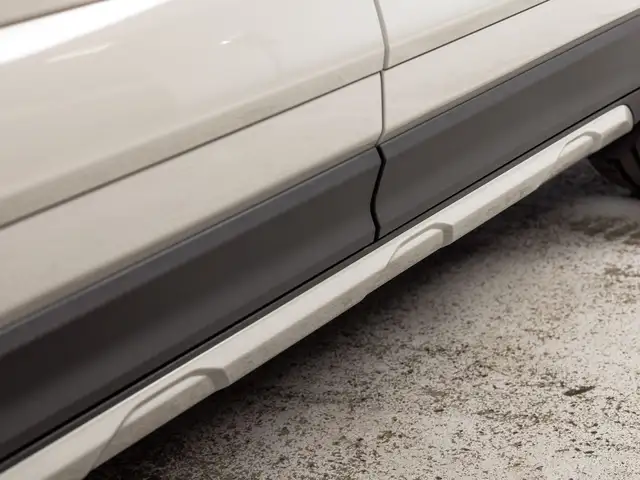 Porsche Macan view 9