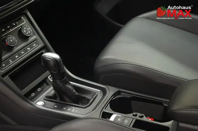 Volkswagen Touran view 12