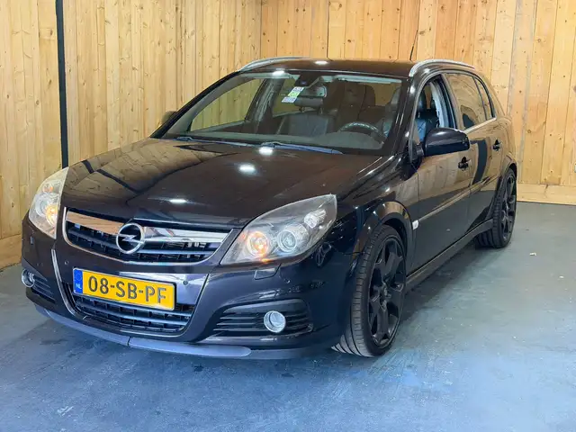 Opel Signum 2.8 V6 Sport Turbo Automaat Zwart Navi Stoelverwar
