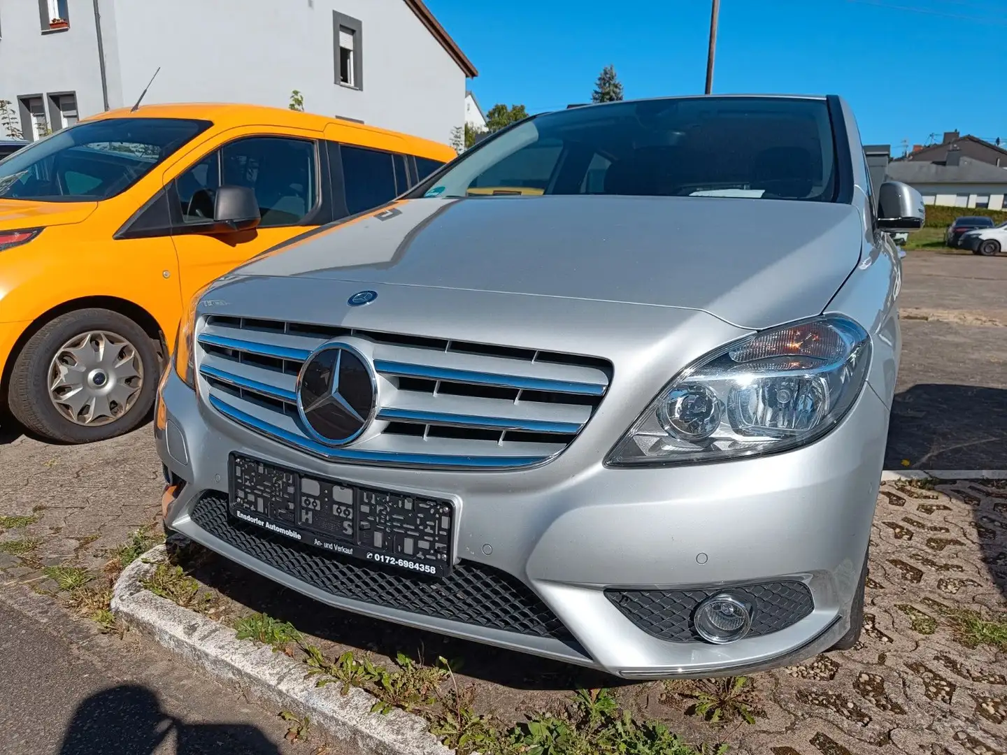 Mercedes-Benz B 180 B -Klasse B 180 Silber - 1