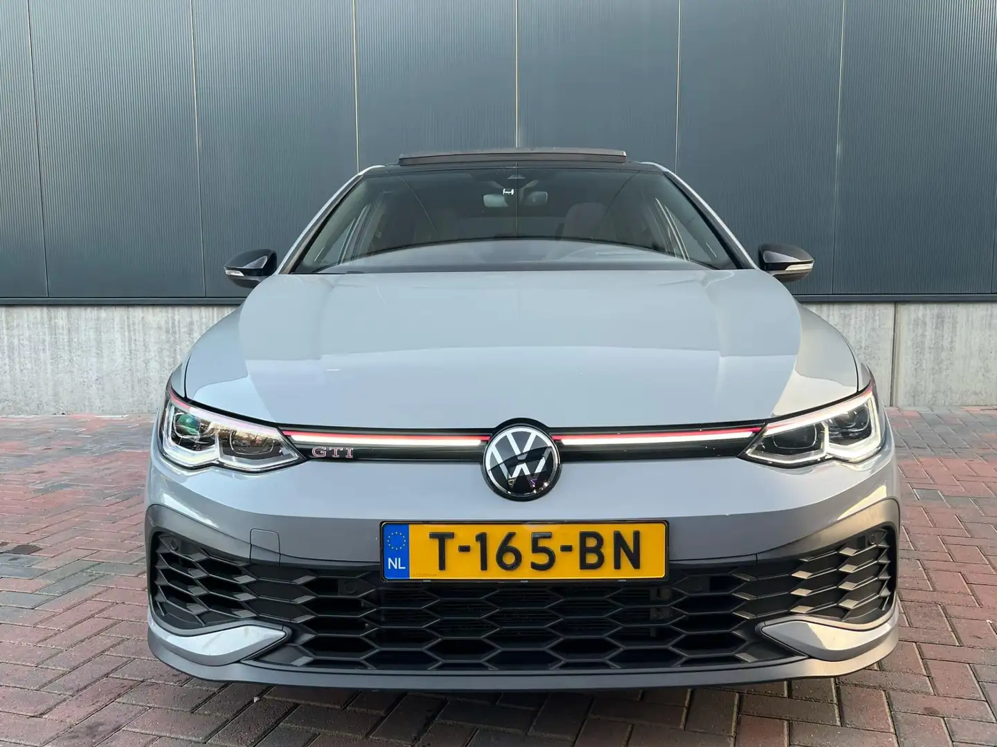 Volkswagen Golf GTI 2.0 TSI 45 Edition Clubsport * Pano * IQ * Akra * Grey - 2