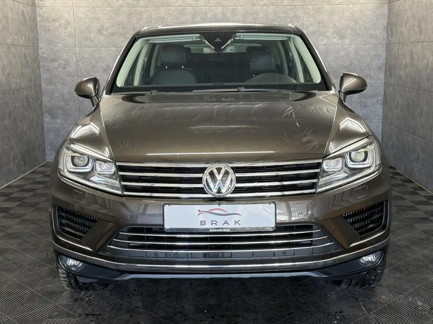 Volkswagen Touareg V6 TDI Terrain 4M*Xenon*Pano*Tempo*AHK* Braun - 2
