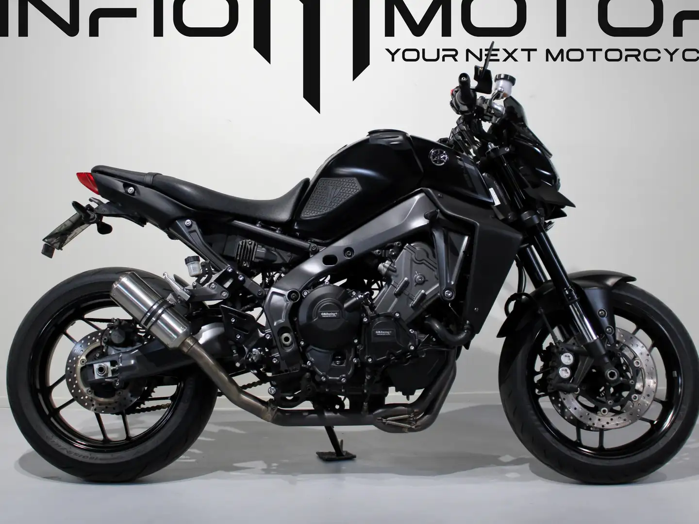 Yamaha MT-09 - 1
