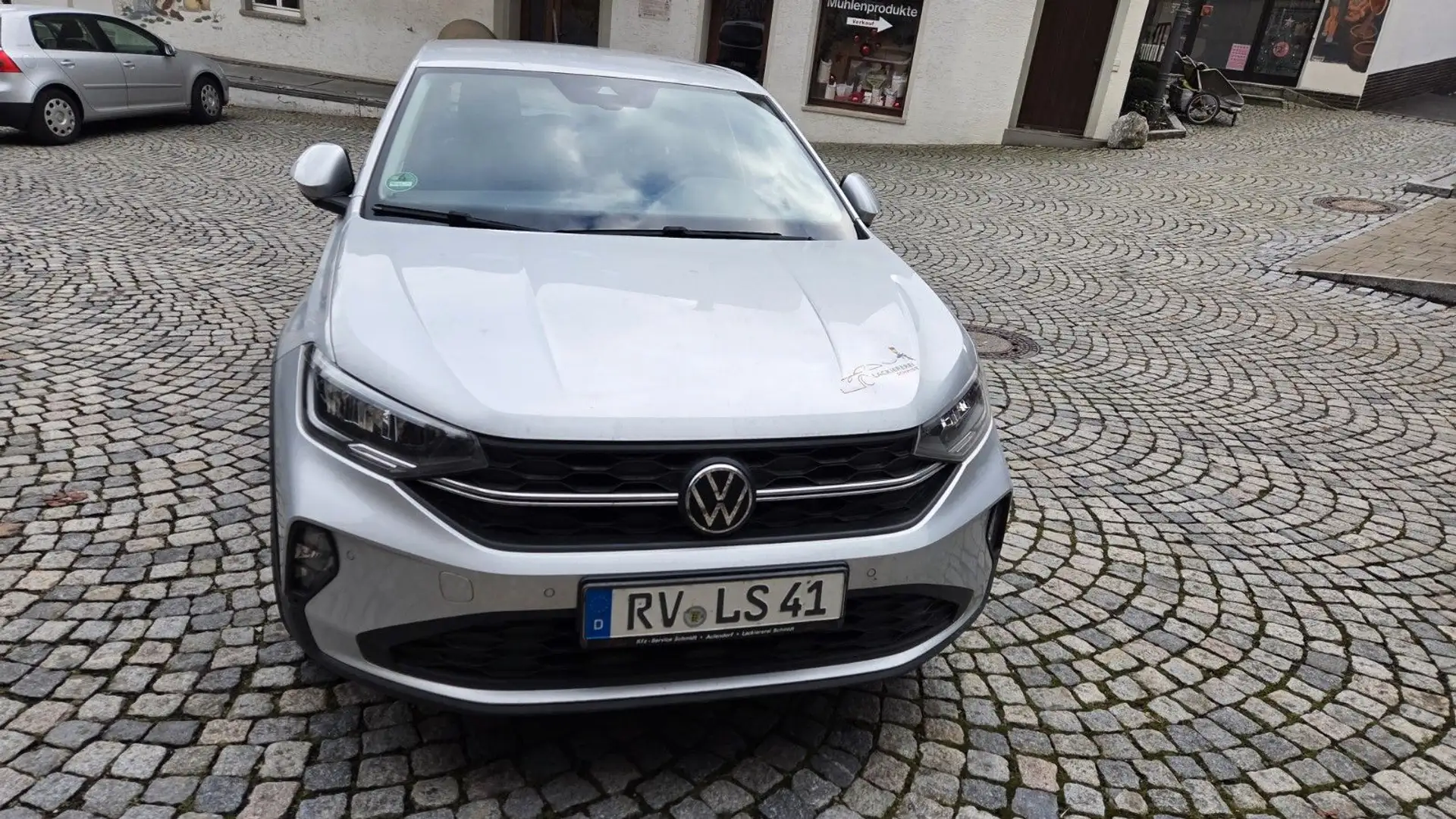 Volkswagen Taigo Plateado - 2