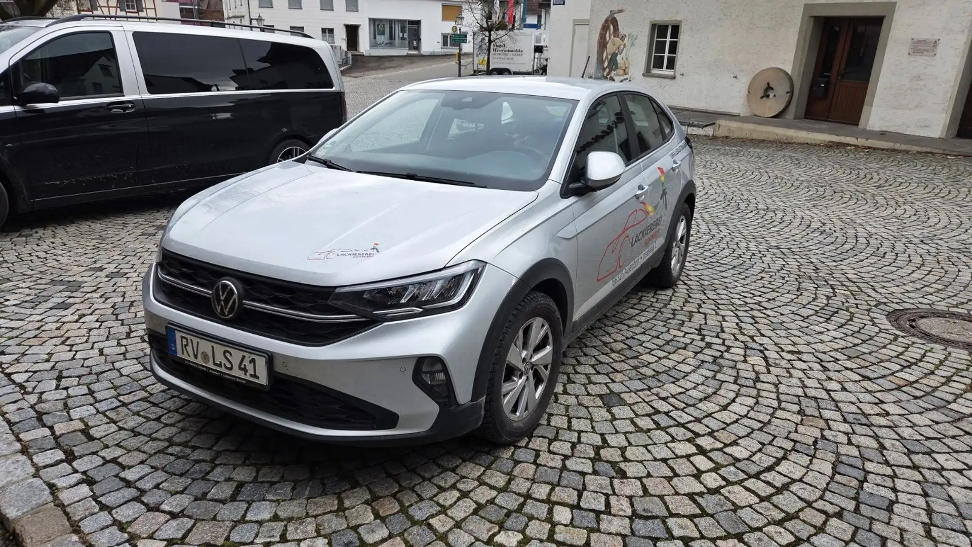 Volkswagen Taigo Plateado - 1