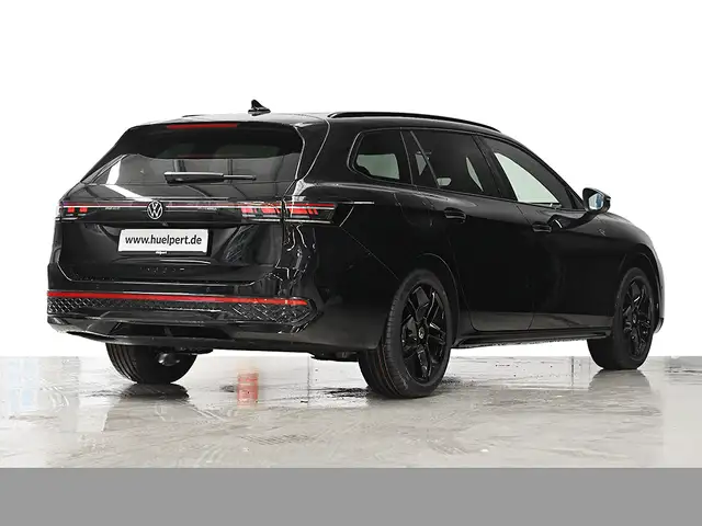 Volkswagen Passat view 2