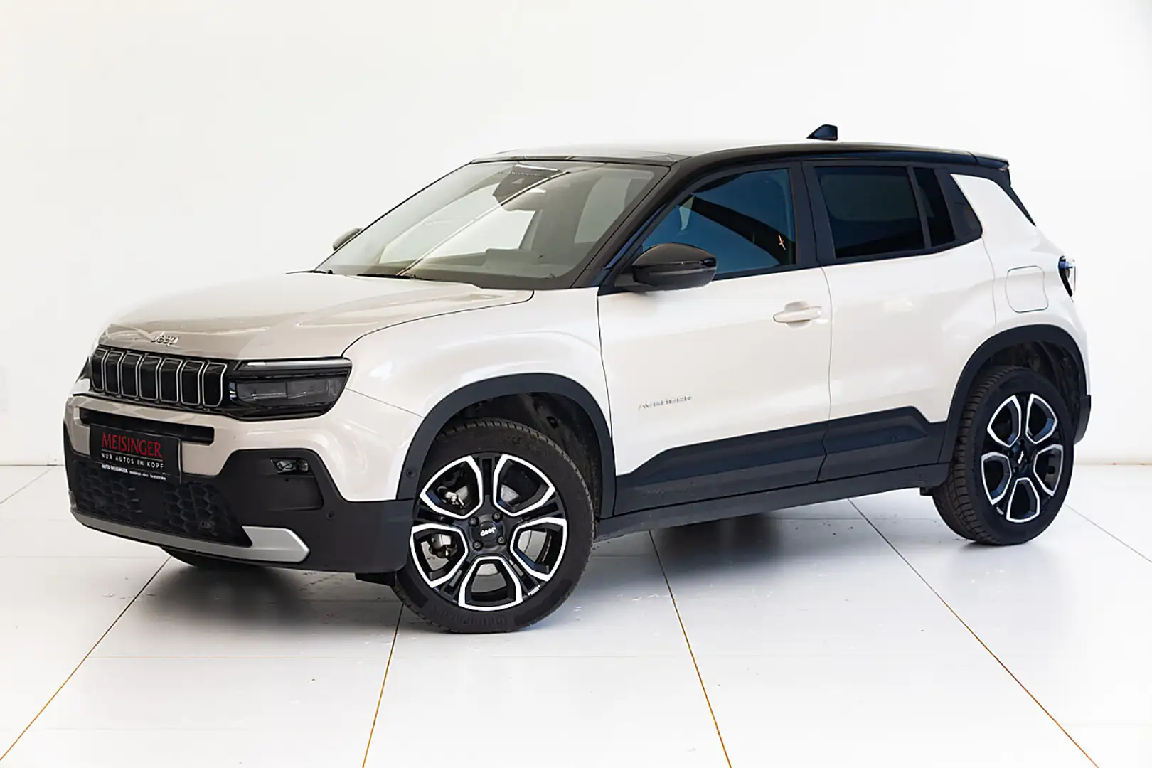 Jeep Avenger 1.2 e-Hybrid Summit e-DCT6 Beige - 1