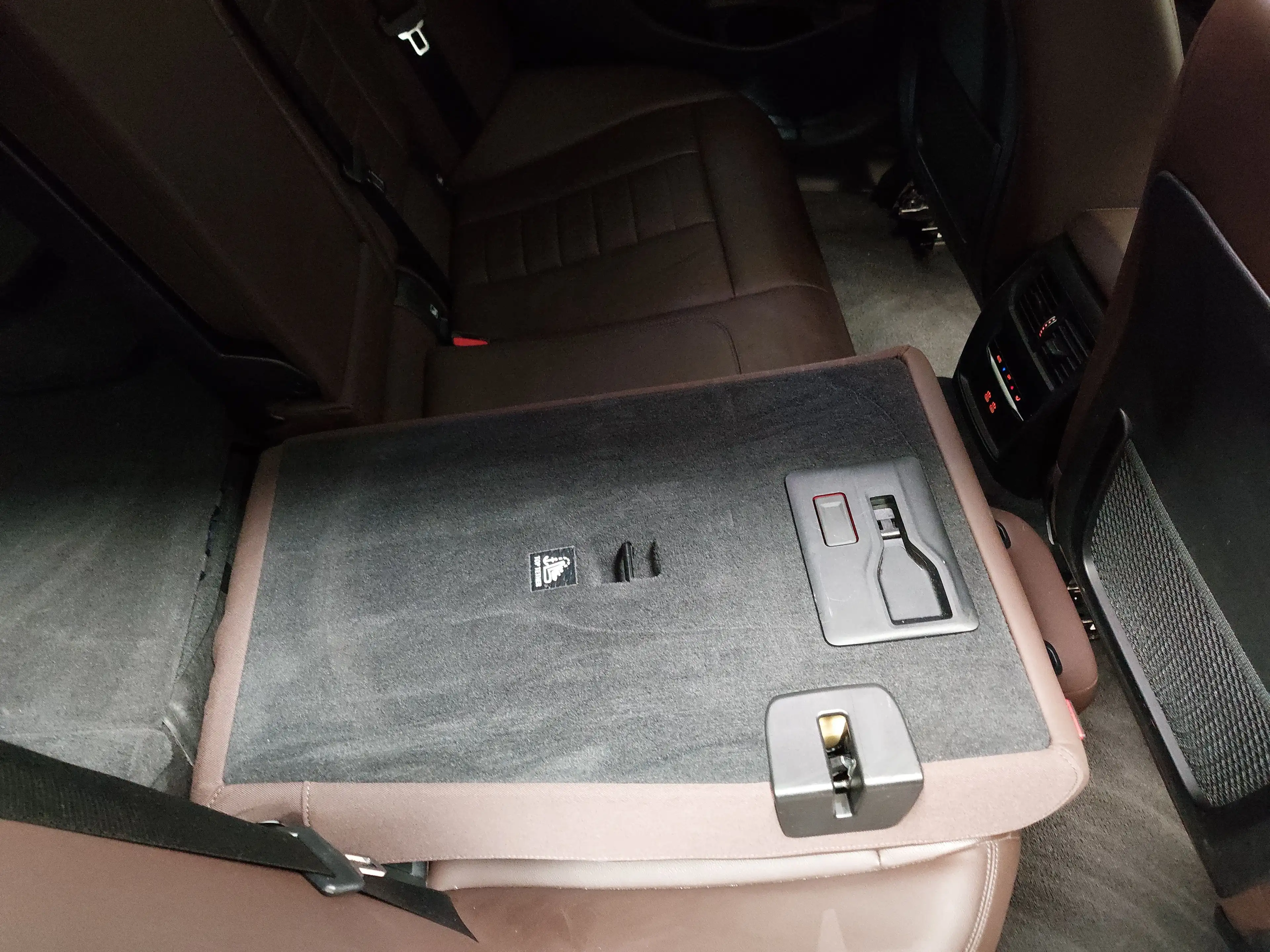 BMW 330 330iA Touring Advantage NAVI LED LEDER SHZ PDC — photo 11