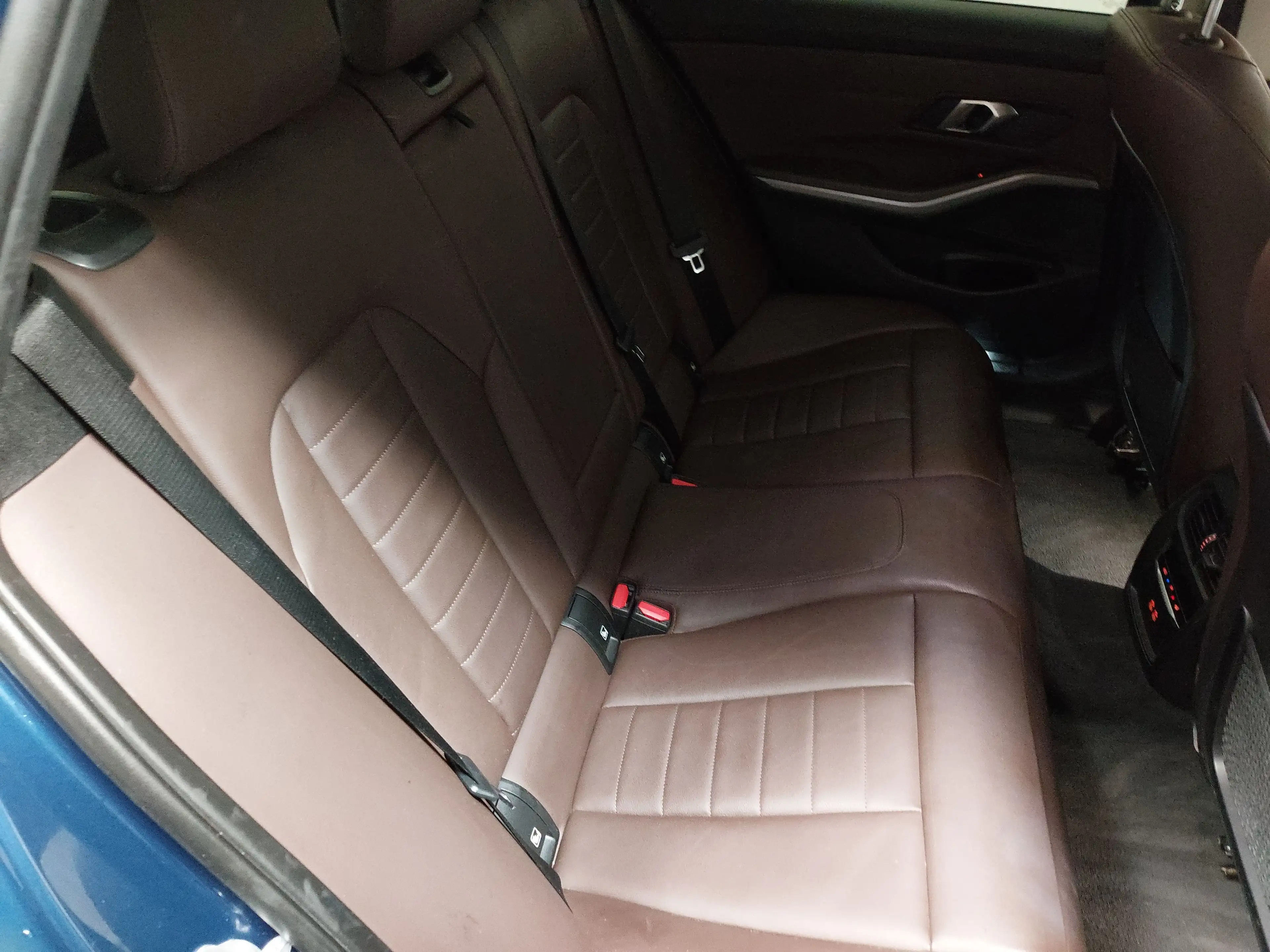 BMW 330 330iA Touring Advantage NAVI LED LEDER SHZ PDC — photo 12