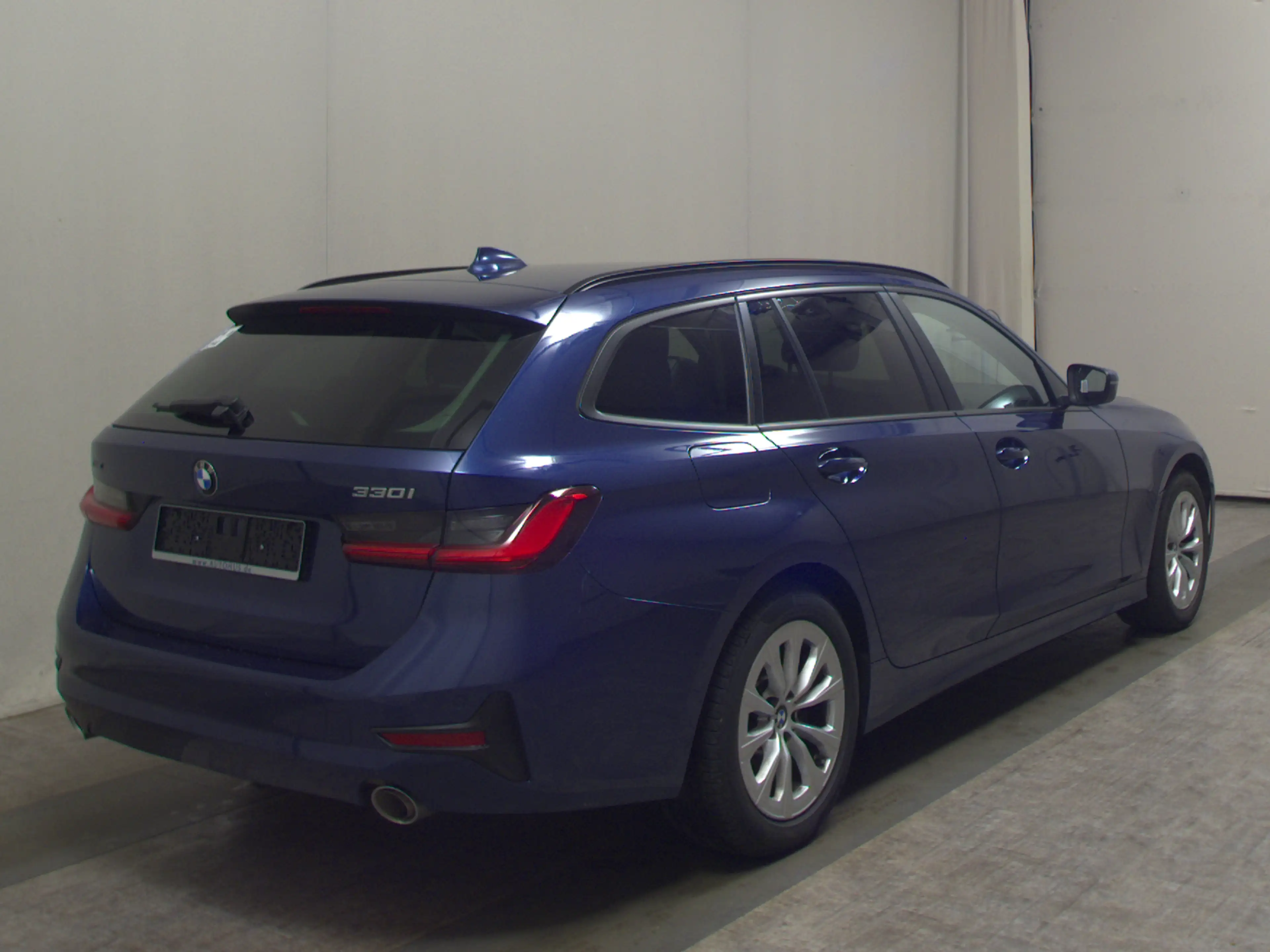 BMW 330 330iA Touring Advantage NAVI LED LEDER SHZ PDC — photo 4