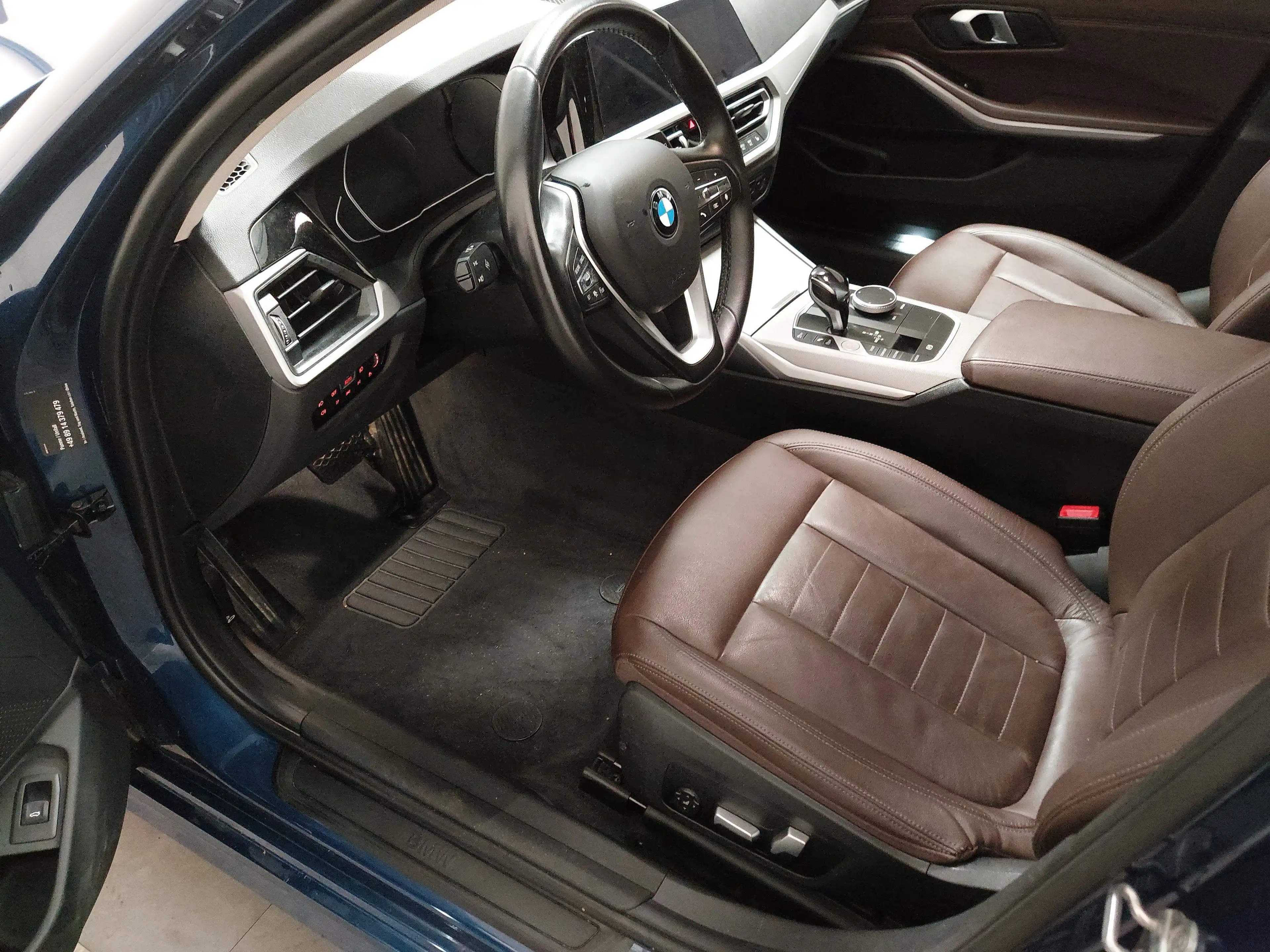 BMW 330 330iA Touring Advantage NAVI LED LEDER SHZ PDC — photo 6