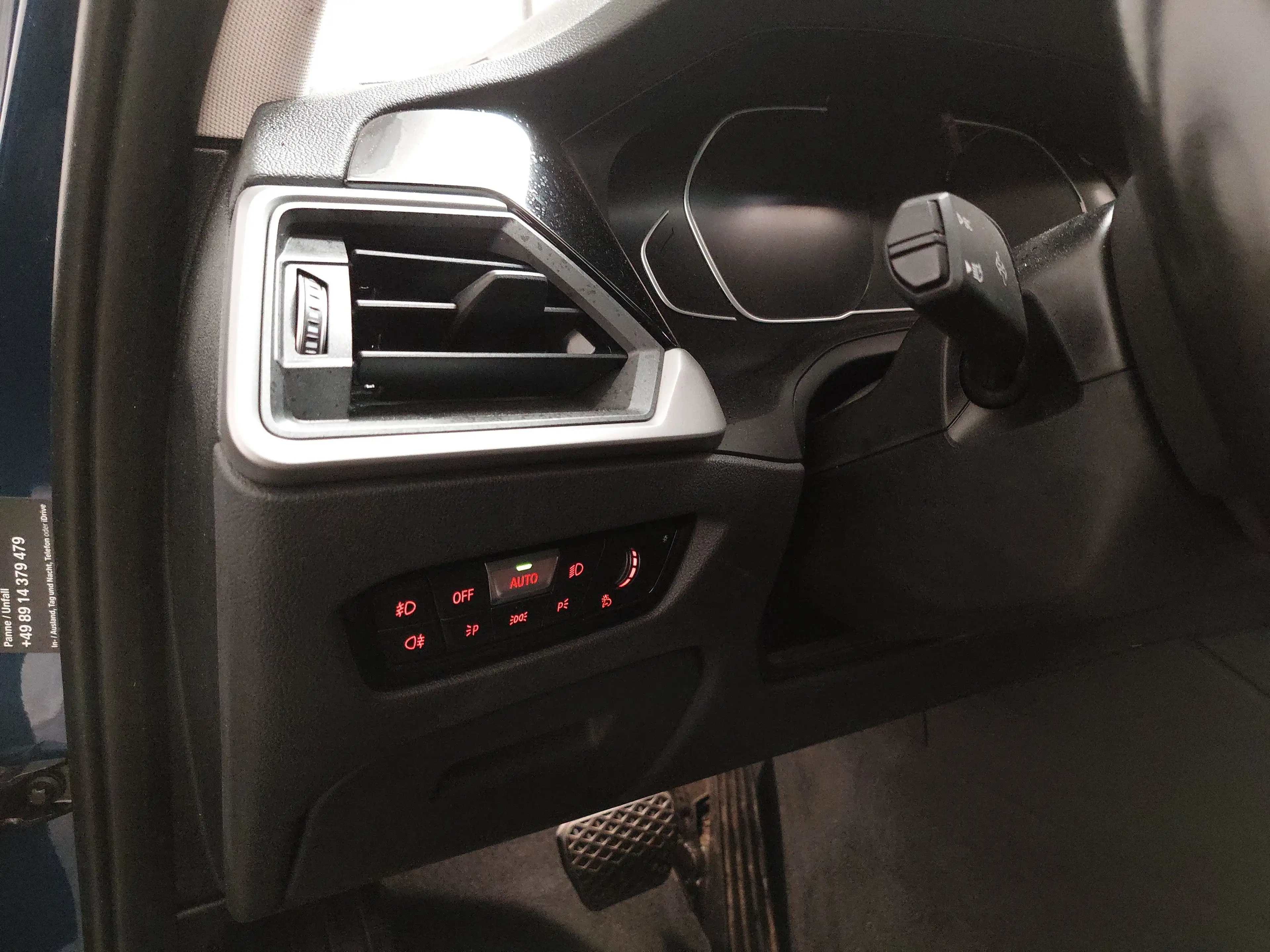 BMW 330 330iA Touring Advantage NAVI LED LEDER SHZ PDC — photo 7