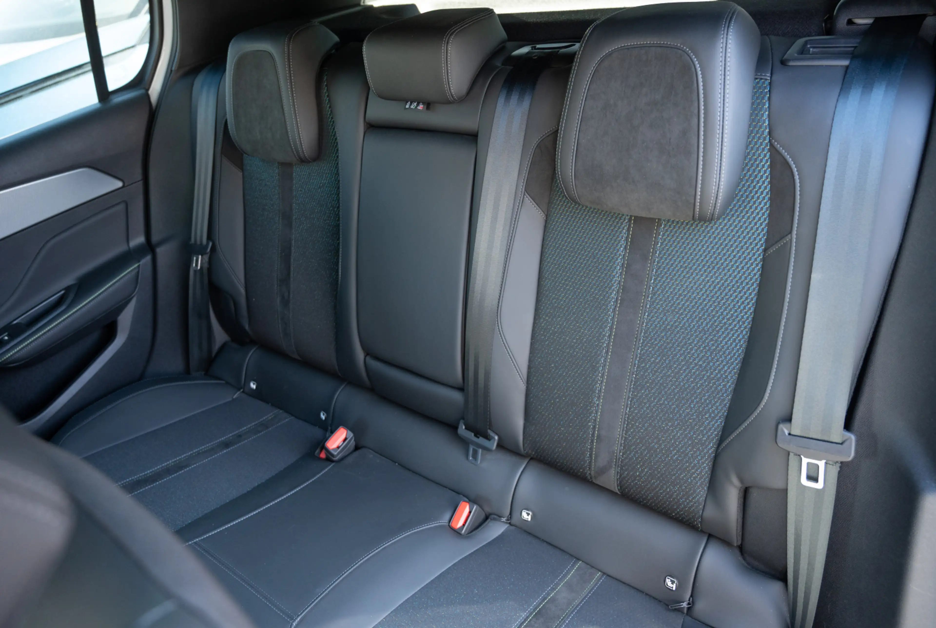 Peugeot 308 First Edition 156 *SHZ*MIRRORSCREEN*LENKRAD-SHZ* — photo 7