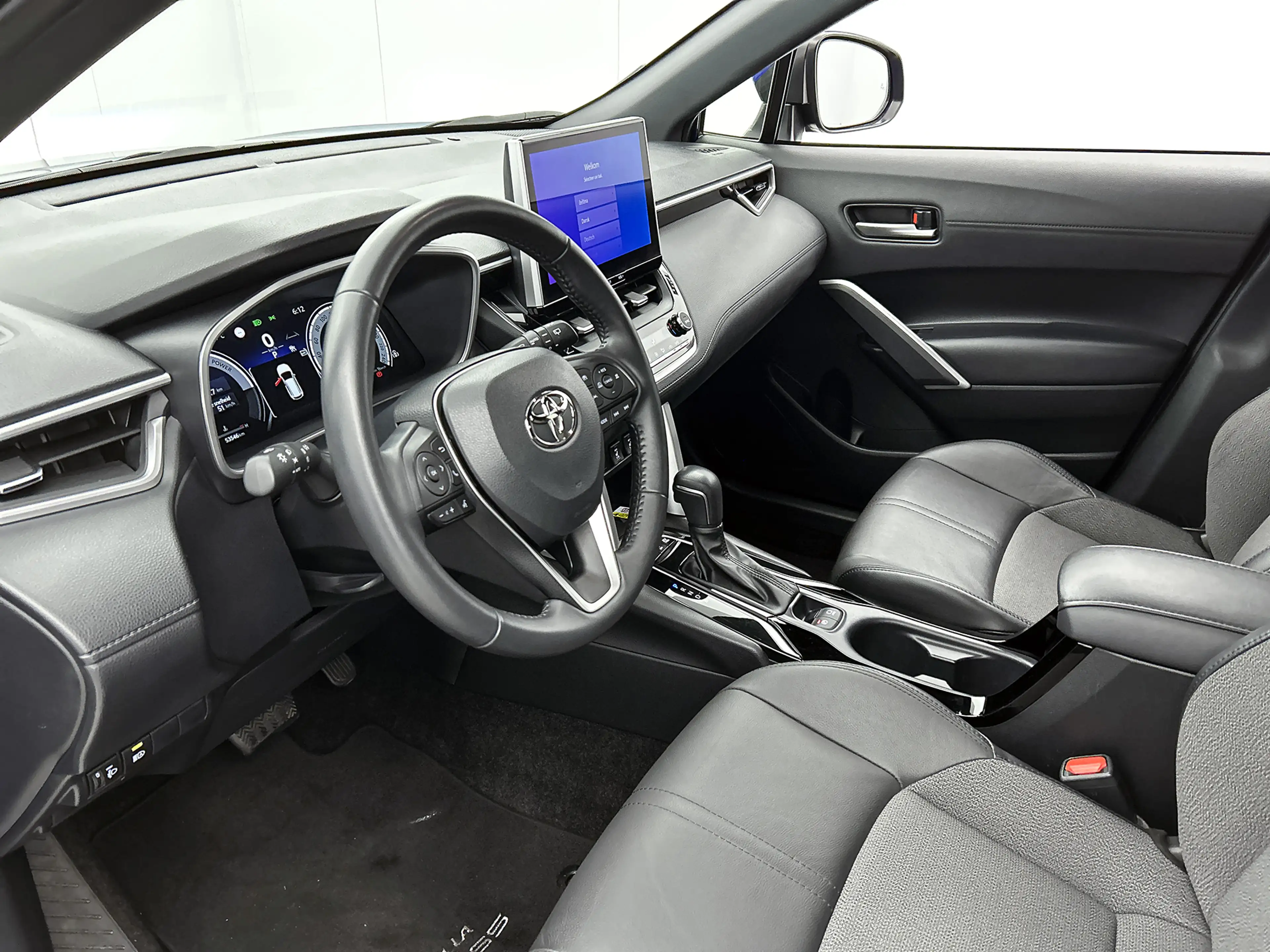 Toyota Corolla Cross 2.0 Hybrid First Edition | Trekhaak | — photo 7