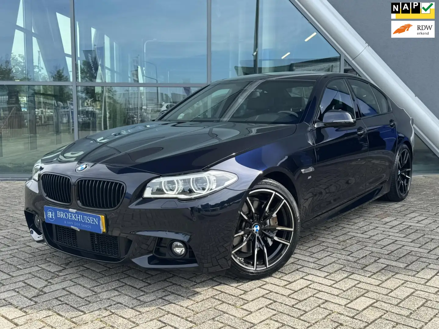 BMW 528 5-serie 528i M Sport Edition High Executive 245pk Zwart - 1