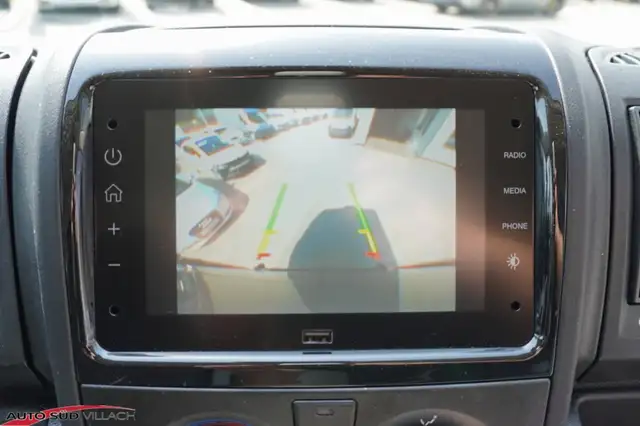 Citroen Jumper Wohnmobil Camper Bravia mobil 35+ L4H2 140 Ansicht 11