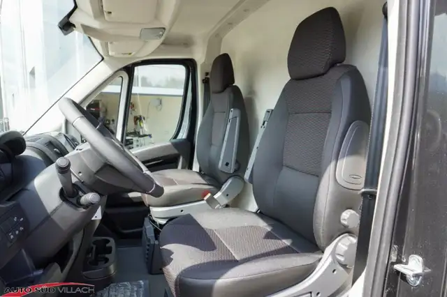 Citroen Jumper Wohnmobil Camper Bravia mobil 35+ L4H2 140 Ansicht 14