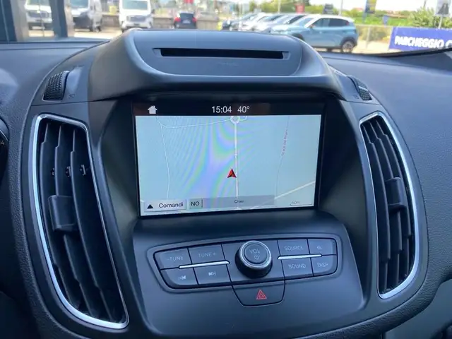 Ford C-Max view 9