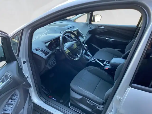 Ford C-Max view 6