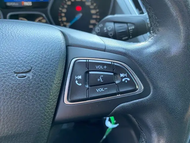 Ford C-Max view 12