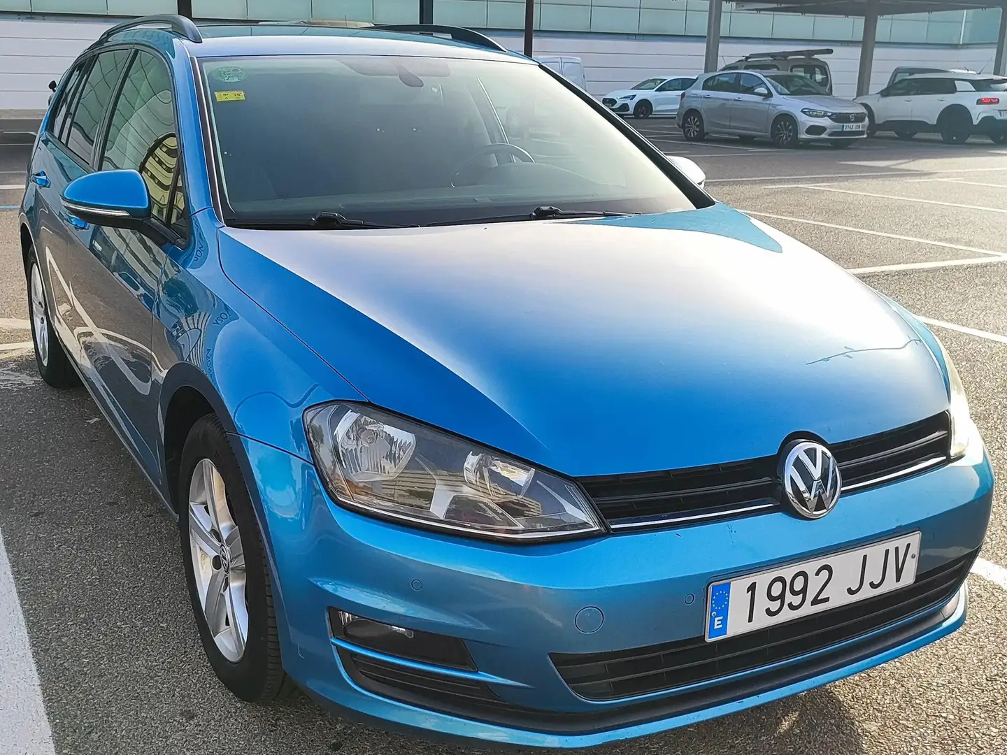 Volkswagen Golf 1.6TDI CR BMT Business Navi 110 Azul - 2