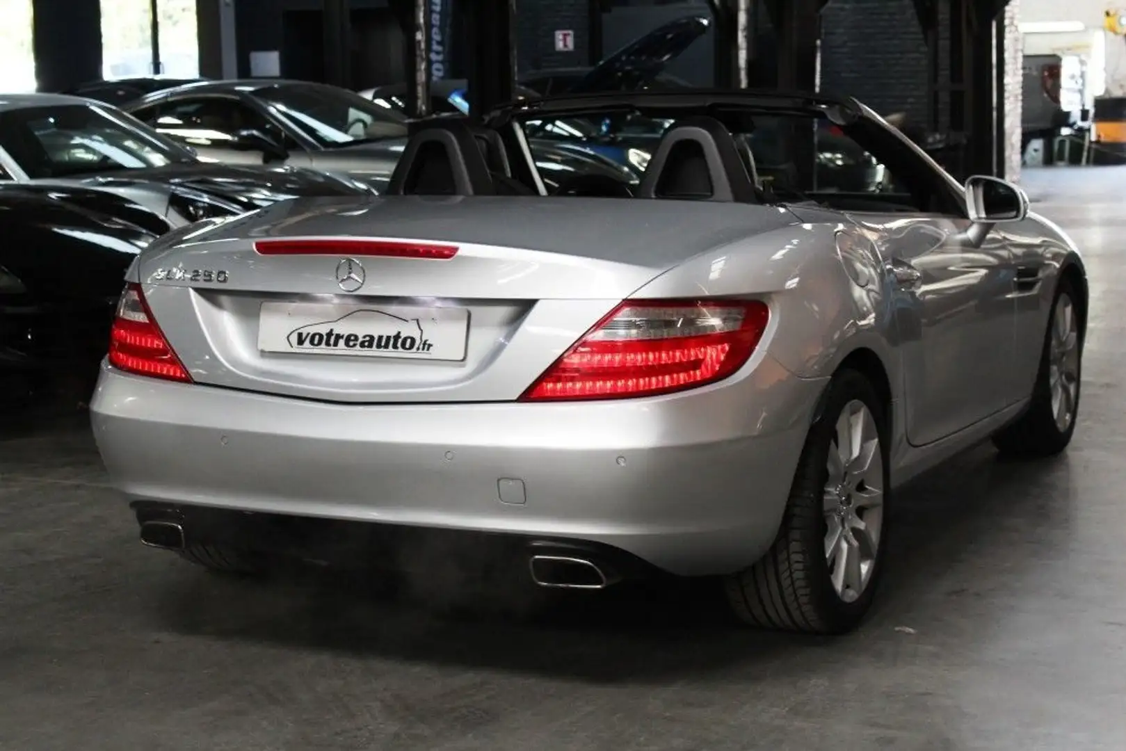 Mercedes-Benz SLK 250 III 250 BLUEEFFICIENCY 7G-TRONIC Gris - 2