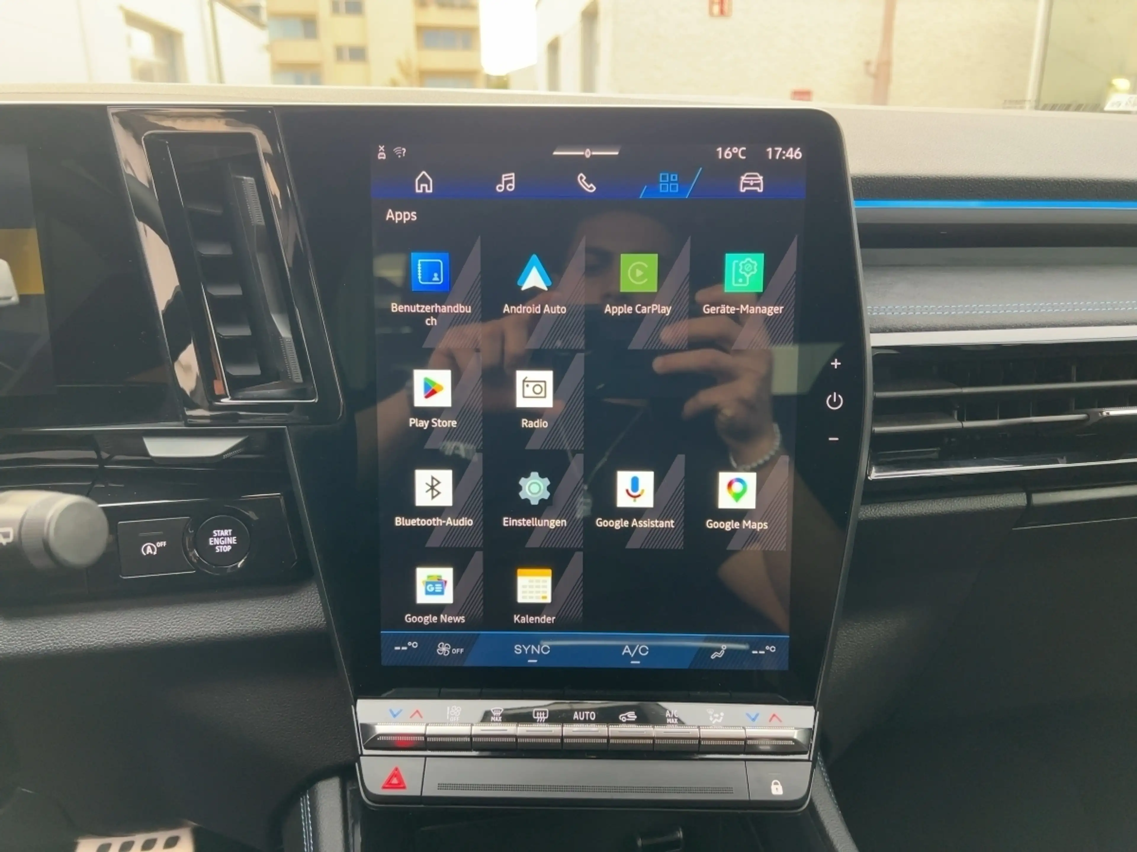 Renault Austral 1.3 TCE 160 Techno Esprit Alpine — photo 12