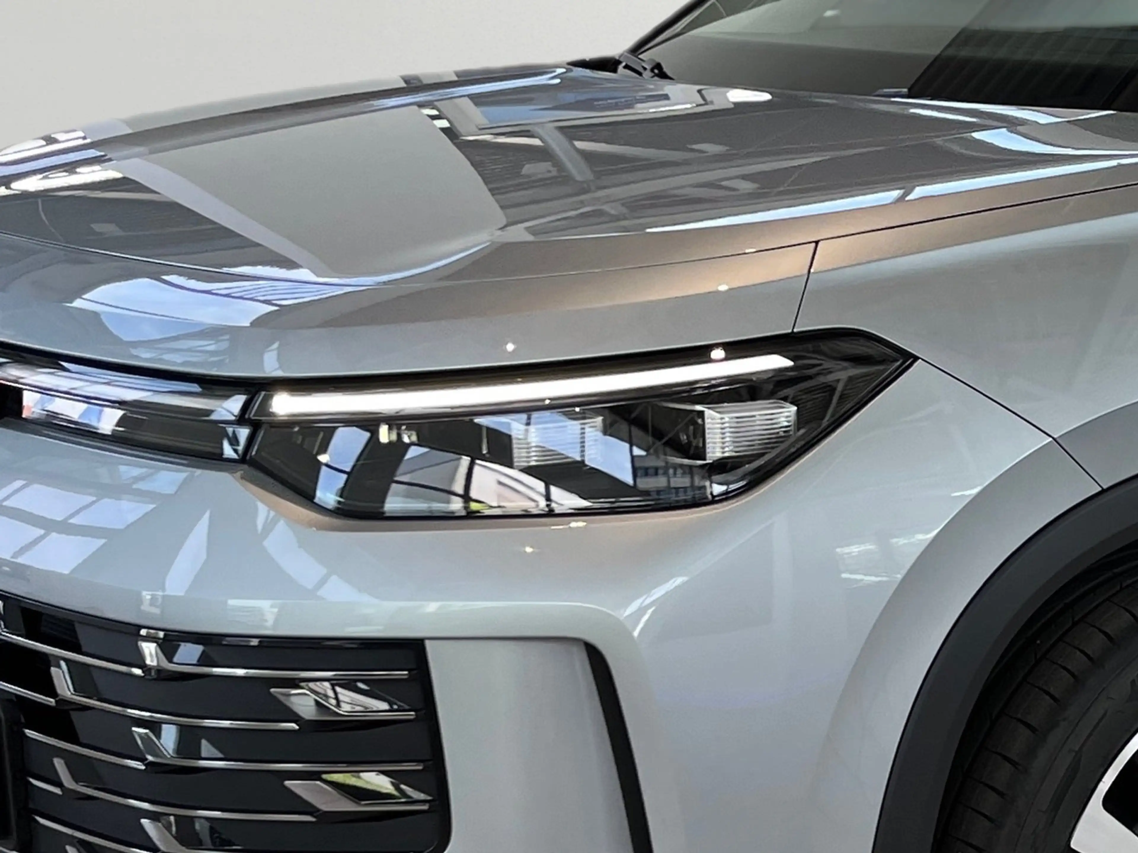 Volkswagen Tayron 2.0 TSI 4M Elegance *AHK*NAVI*KAMERA* — photo 8
