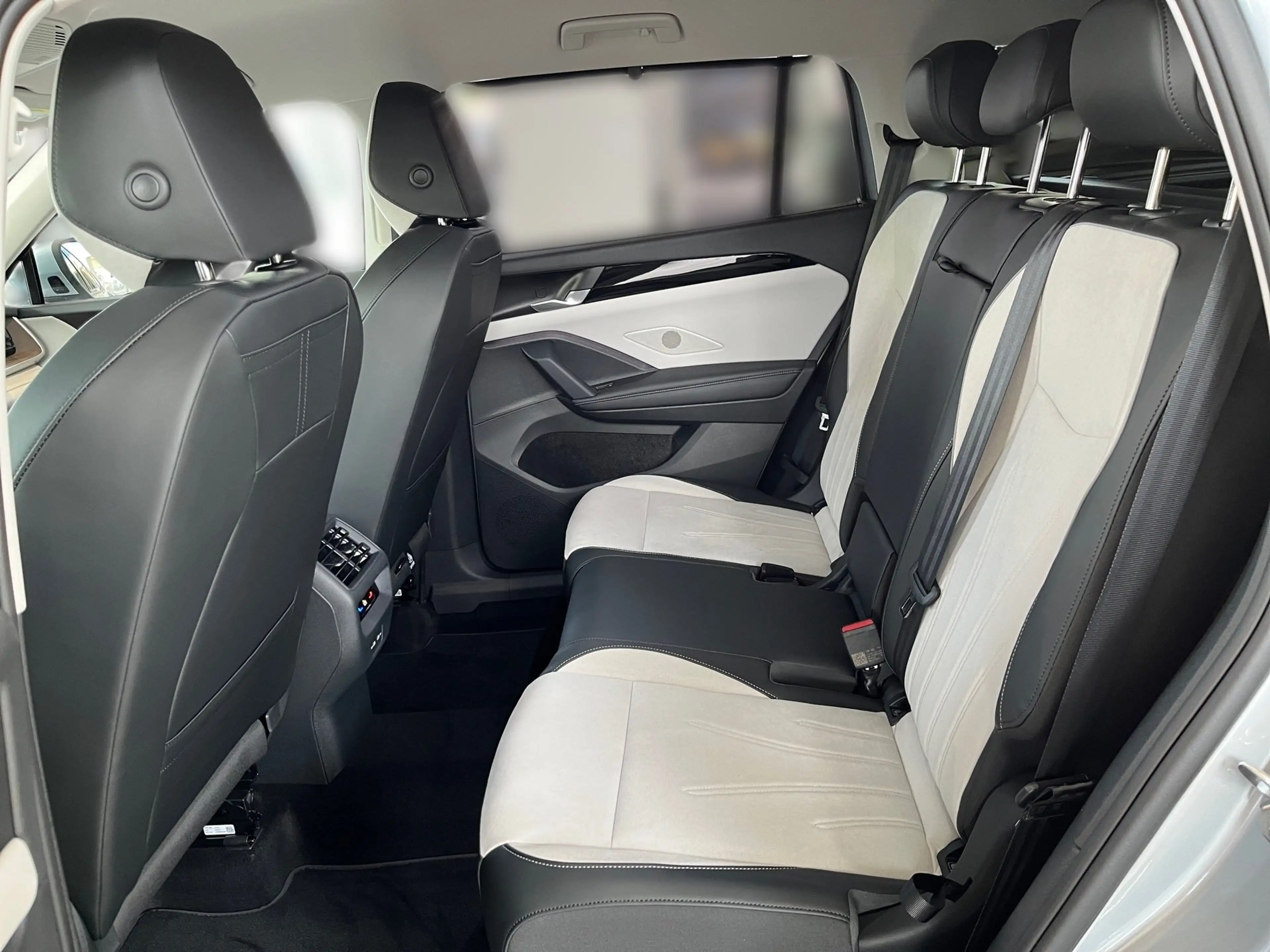 Volkswagen Tayron 2.0 TSI 4M Elegance *AHK*NAVI*KAMERA* — photo 15