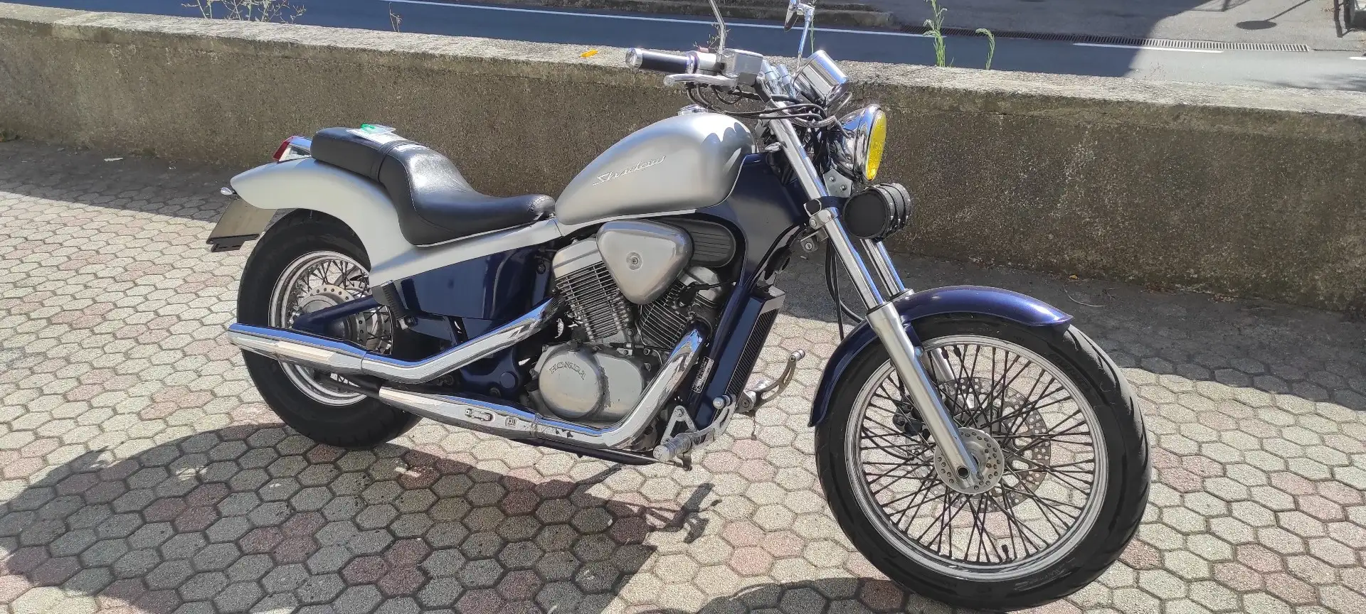 Honda Shadow 600 Серебристый - 1