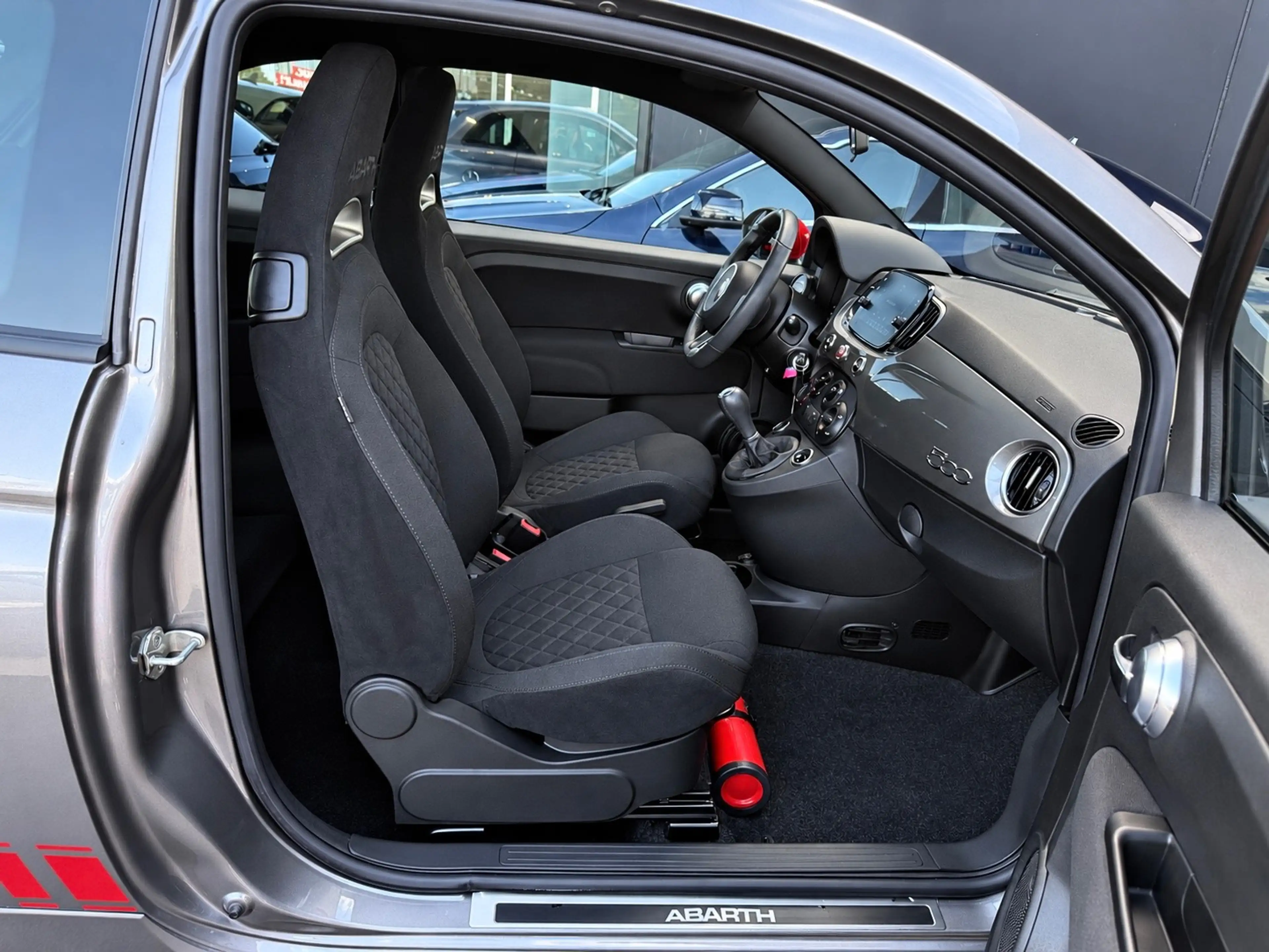 Abarth 595 1.4i TURBO 145CV !! 1ER MAiN !! ETAT NEUF !! GARANTiE !! — photo 11
