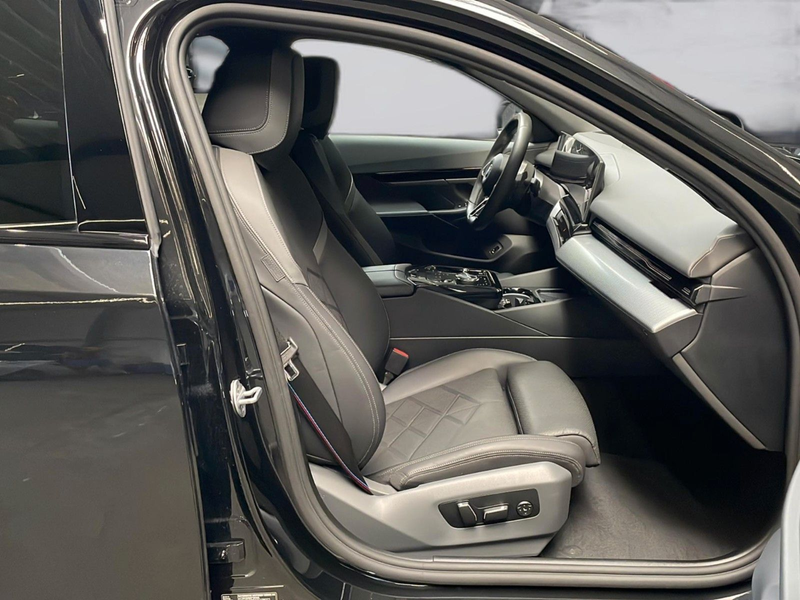 BMW 540 d xD Touring M SportPro ACC H&K 4ZK KZU 360° — photo 9
