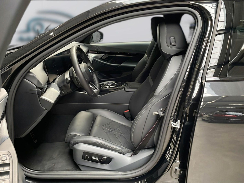BMW 540 d xD Touring M SportPro ACC H&K 4ZK KZU 360° — photo 7