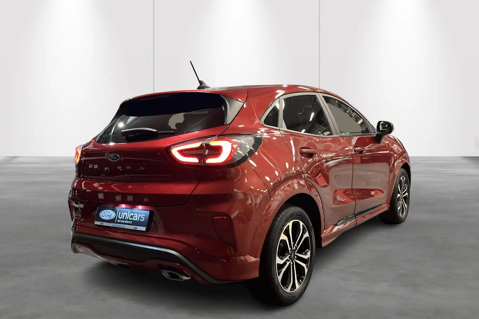 Ford Puma 1.0i Ecoboost MHEV 92kW Aut. ST-Line - 2