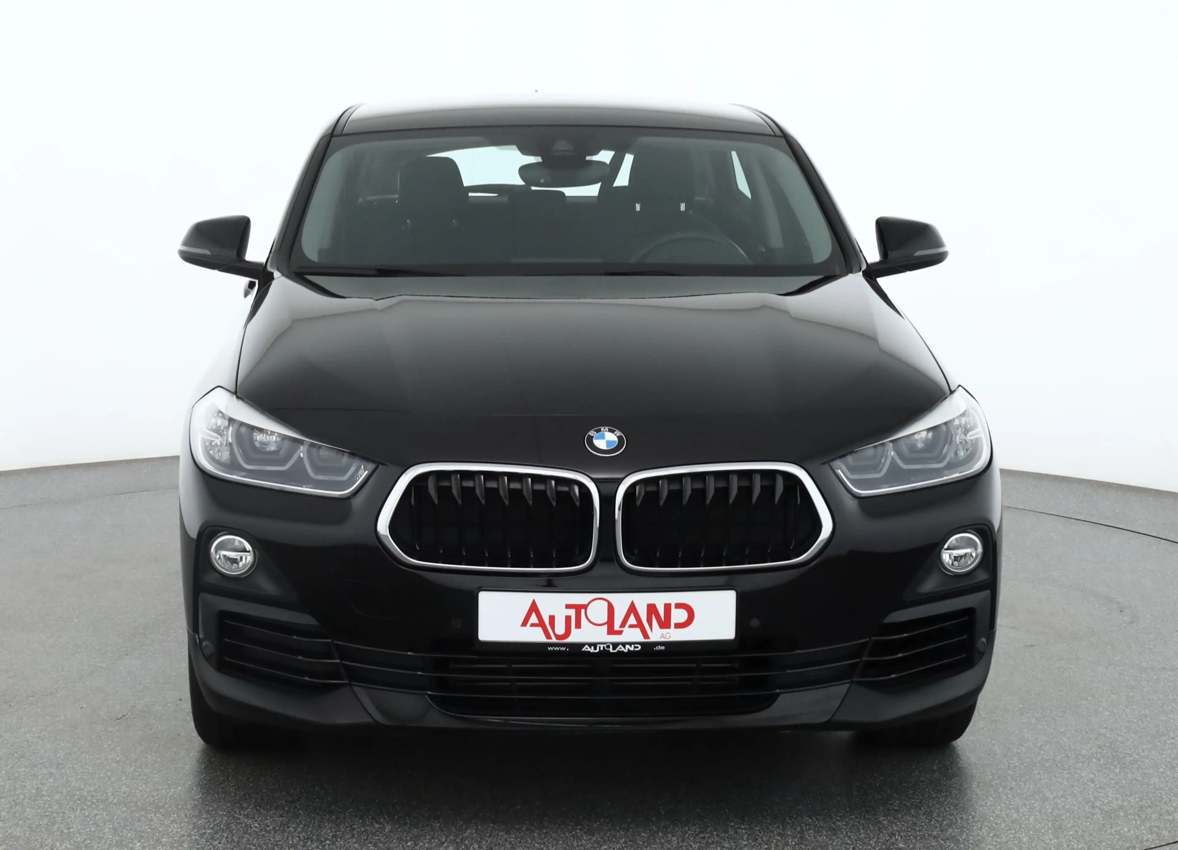 BMW X2 18i Advantage LED Navi Sitzheizung Tempo 1.Hd — photo 8