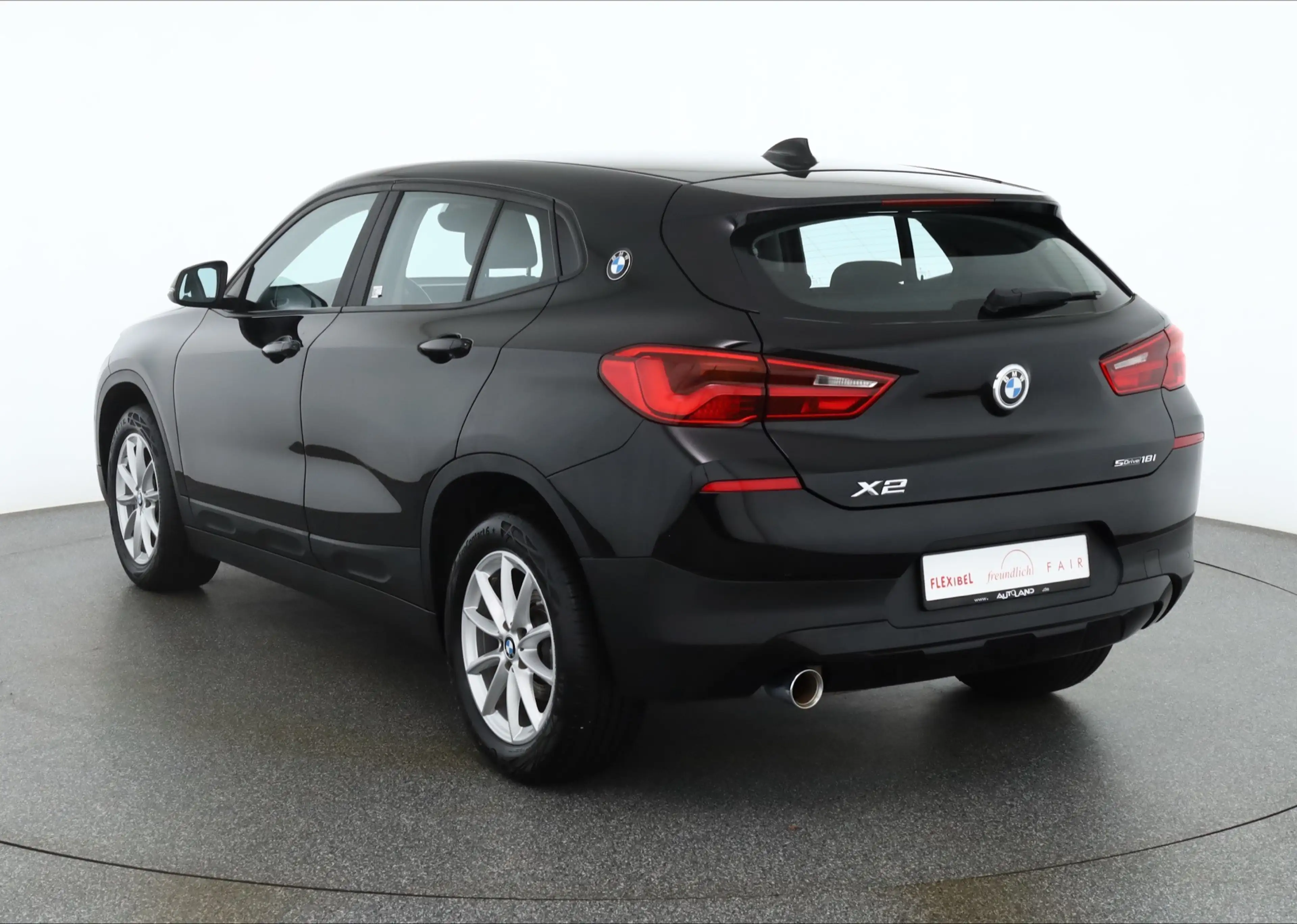BMW X2 18i Advantage LED Navi Sitzheizung Tempo 1.Hd — photo 3
