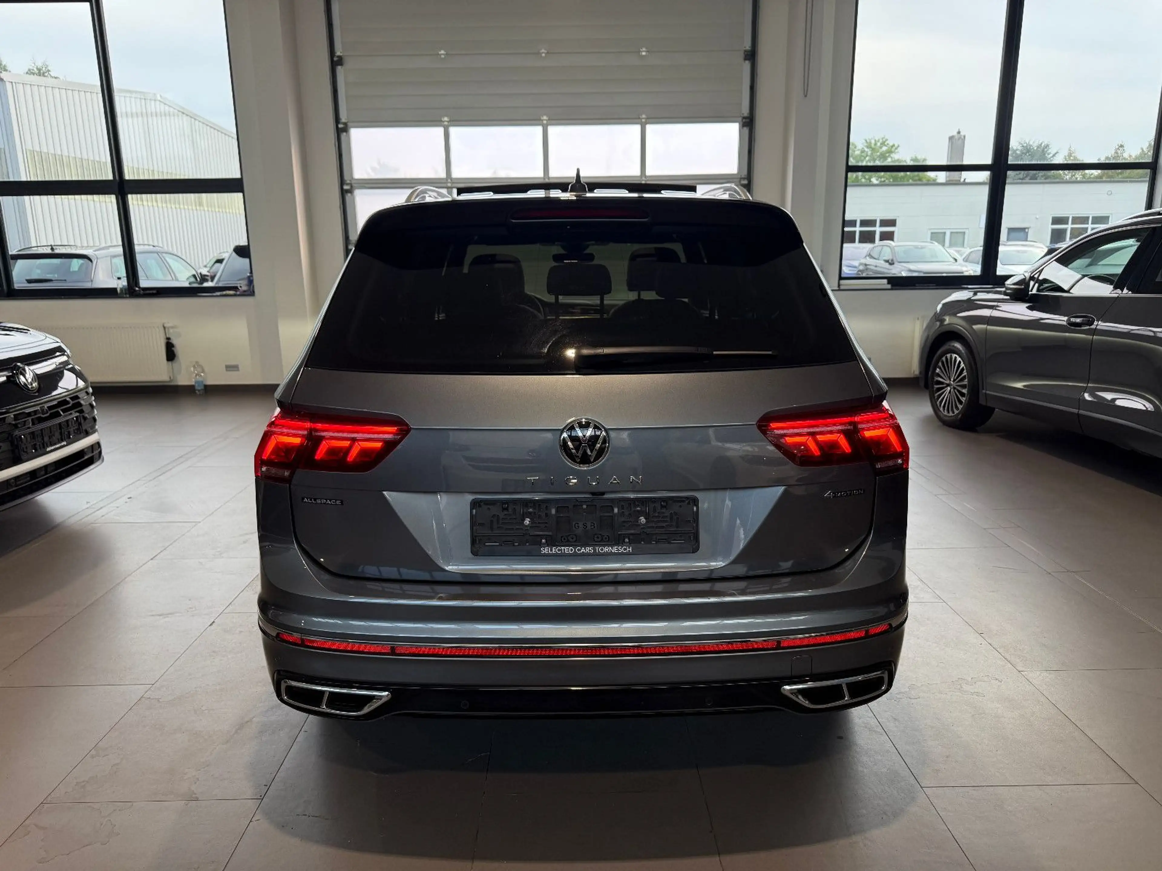 Volkswagen Tiguan Allspace Tiguan Allsp. R-Line 4M AID/MATRIX/PANO/360°/AHK — photo 5