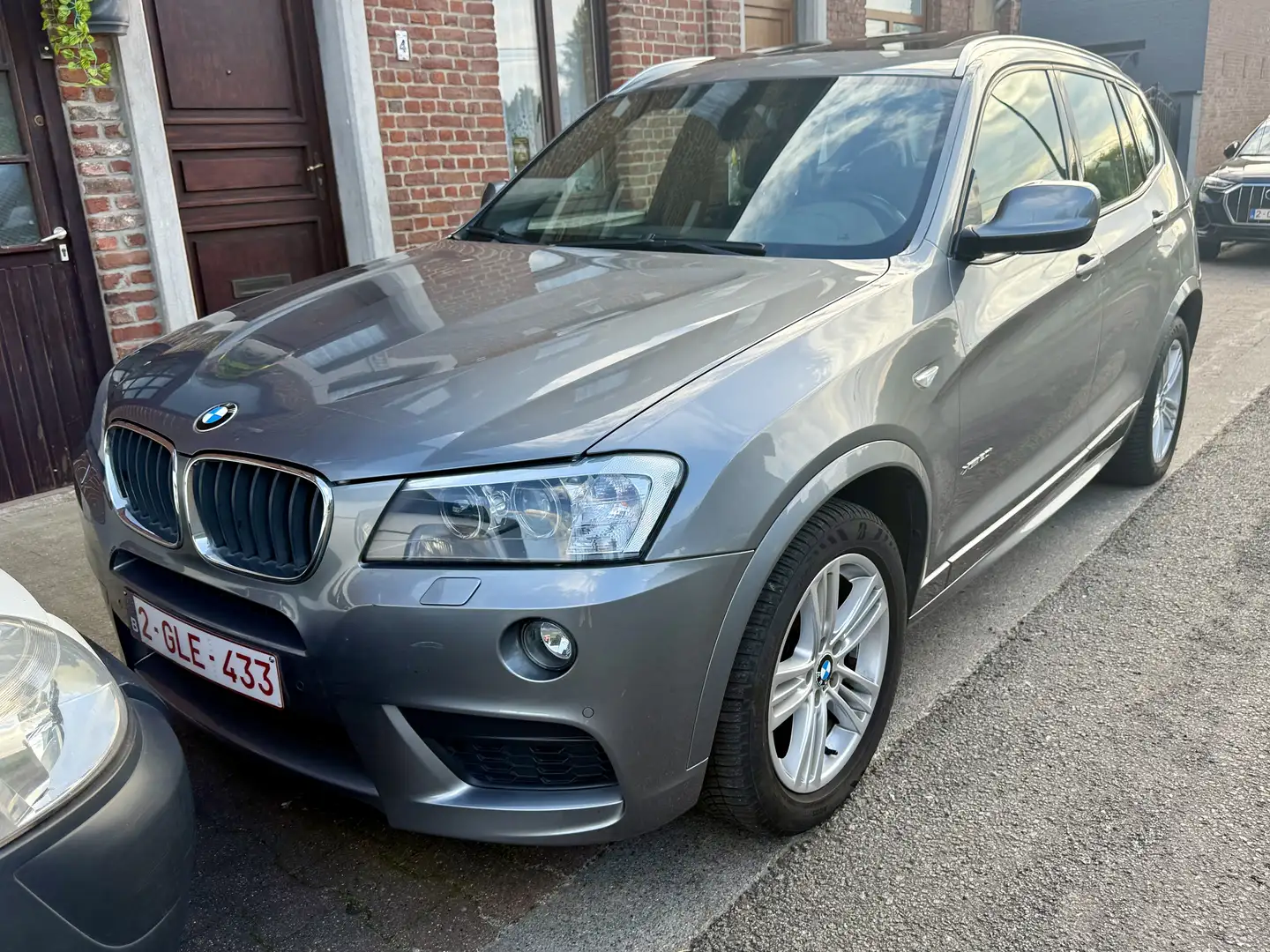 BMW X3 2.0iA xDrive / Pack M / Full / Carnet / ATT REMORQ Gris - 2