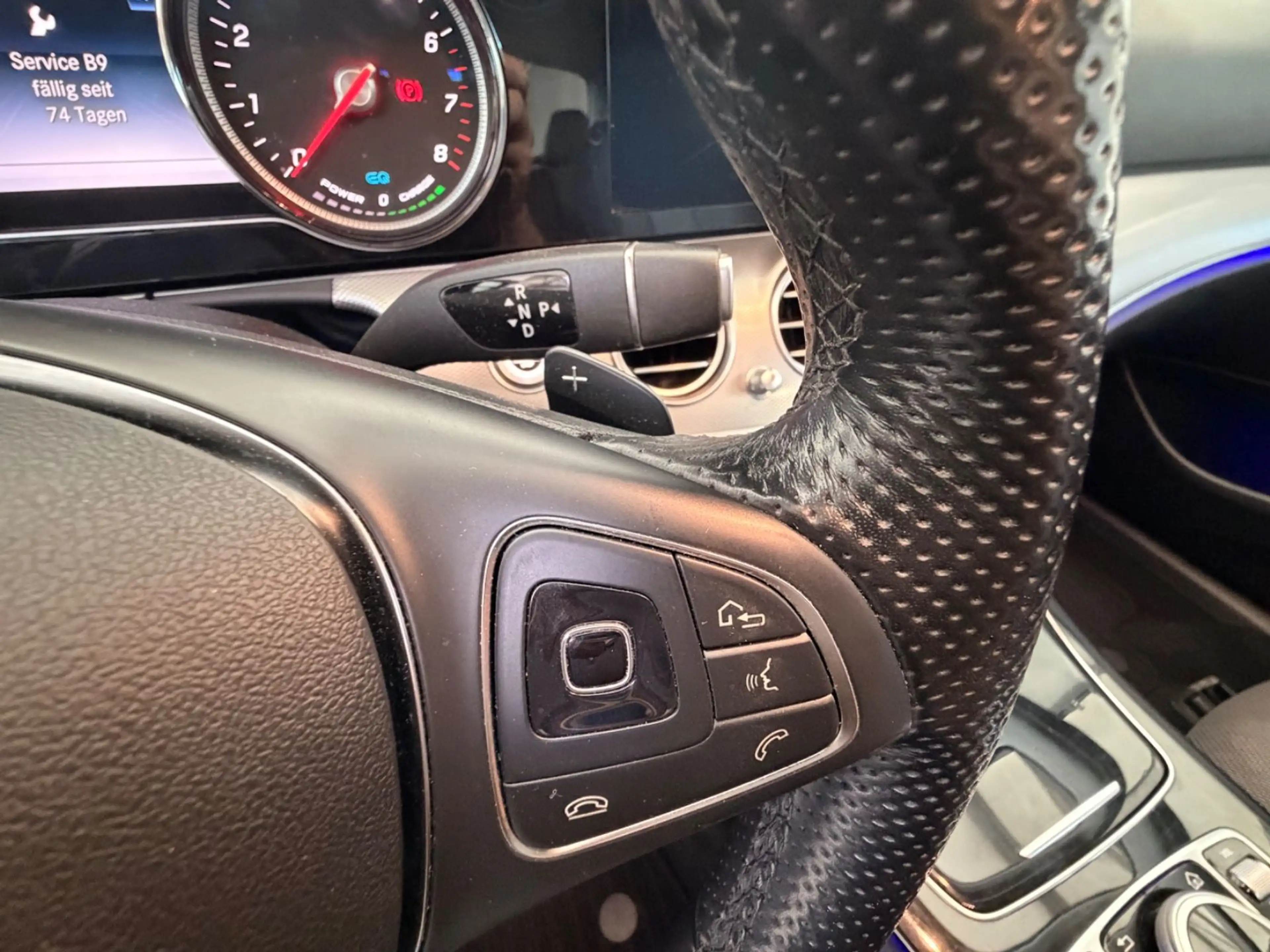 Mercedes-Benz E 350 E Limousine E 350e*AMG Paket* — photo 13
