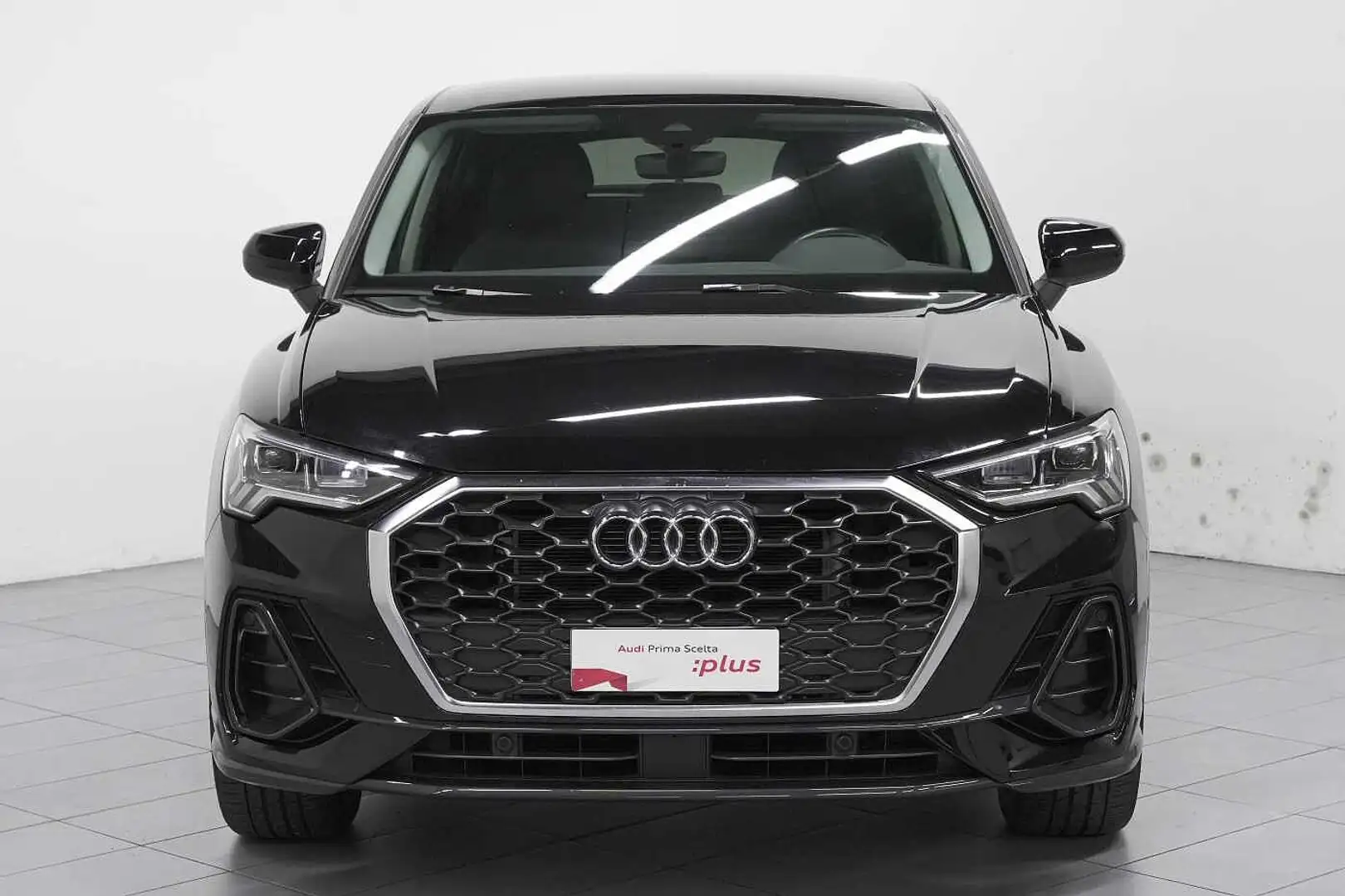 Audi Q3 Sportback 1.4 TFSIe Stronic Plugin Business Plus Nero - 2