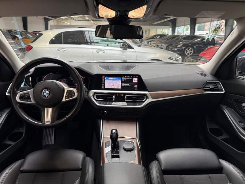 BMW 320 d Advantage Touring Laserlicht Scheckheft — photo 10