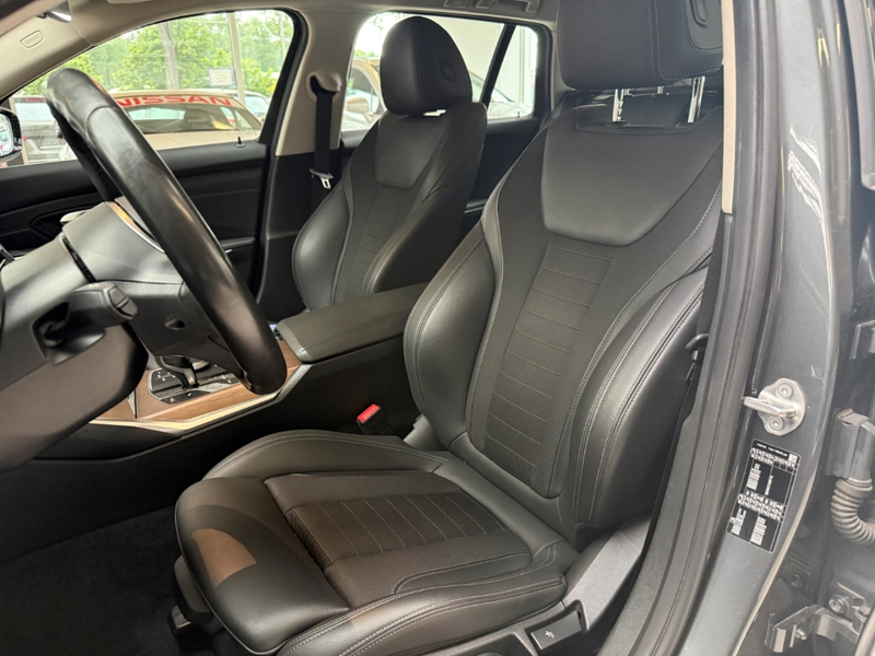 BMW 320 d Advantage Touring Laserlicht Scheckheft — photo 12