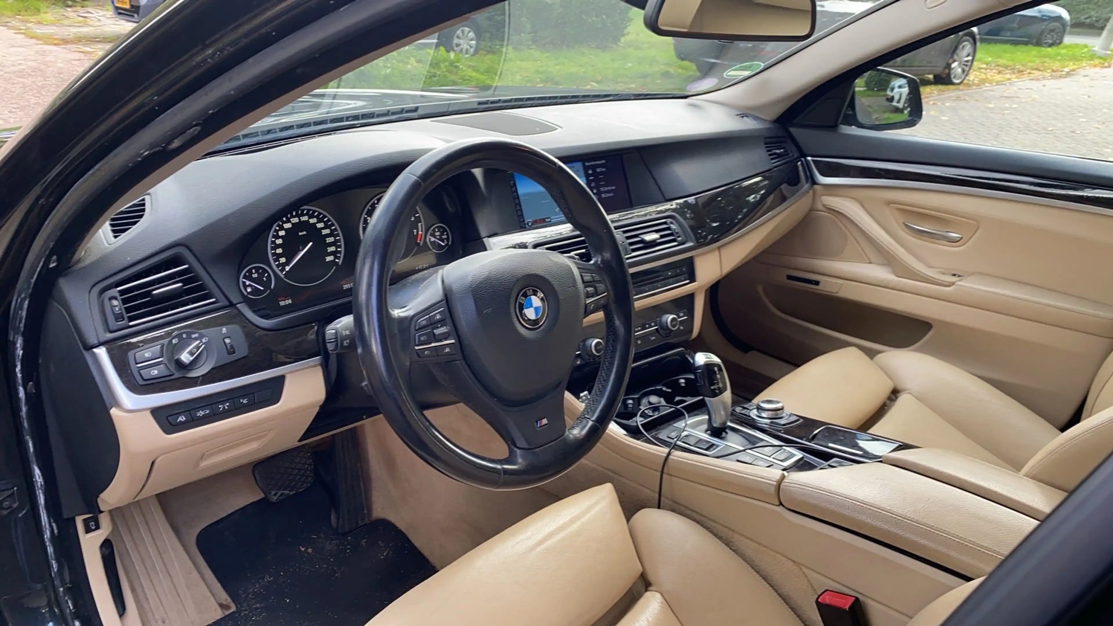 BMW 535 5-serie Touring 535xi 4WD 306pk 2e eig. Leder Navi — photo 3