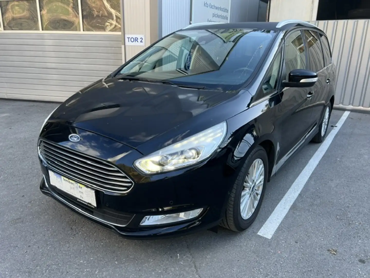 Ford Galaxy Titanium Schwarz - 1